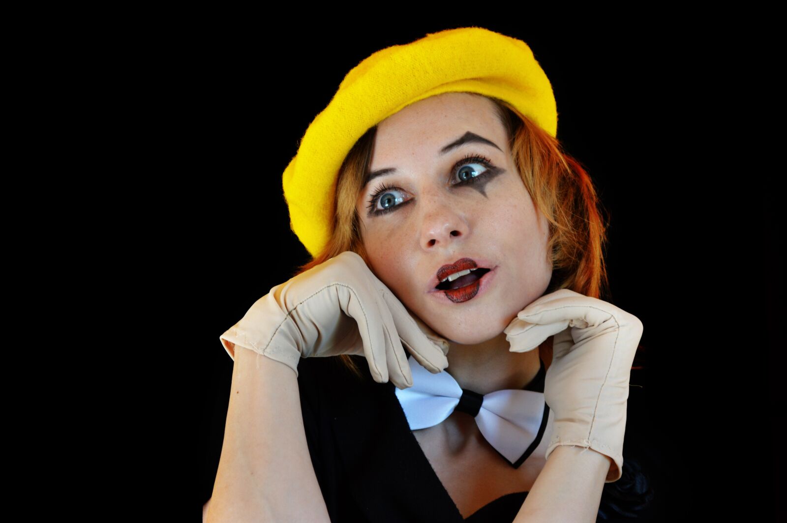 Nikon D3200 sample photo. Clown, surprise, shock photography
