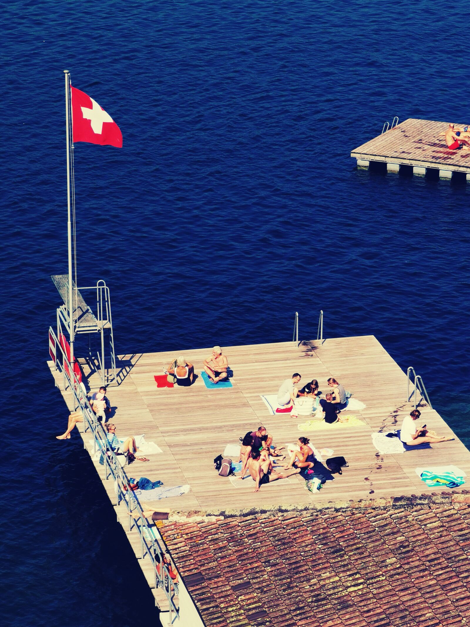 HUAWEI ELS-NX9 sample photo. Swiss, rapperswil, sea photography
