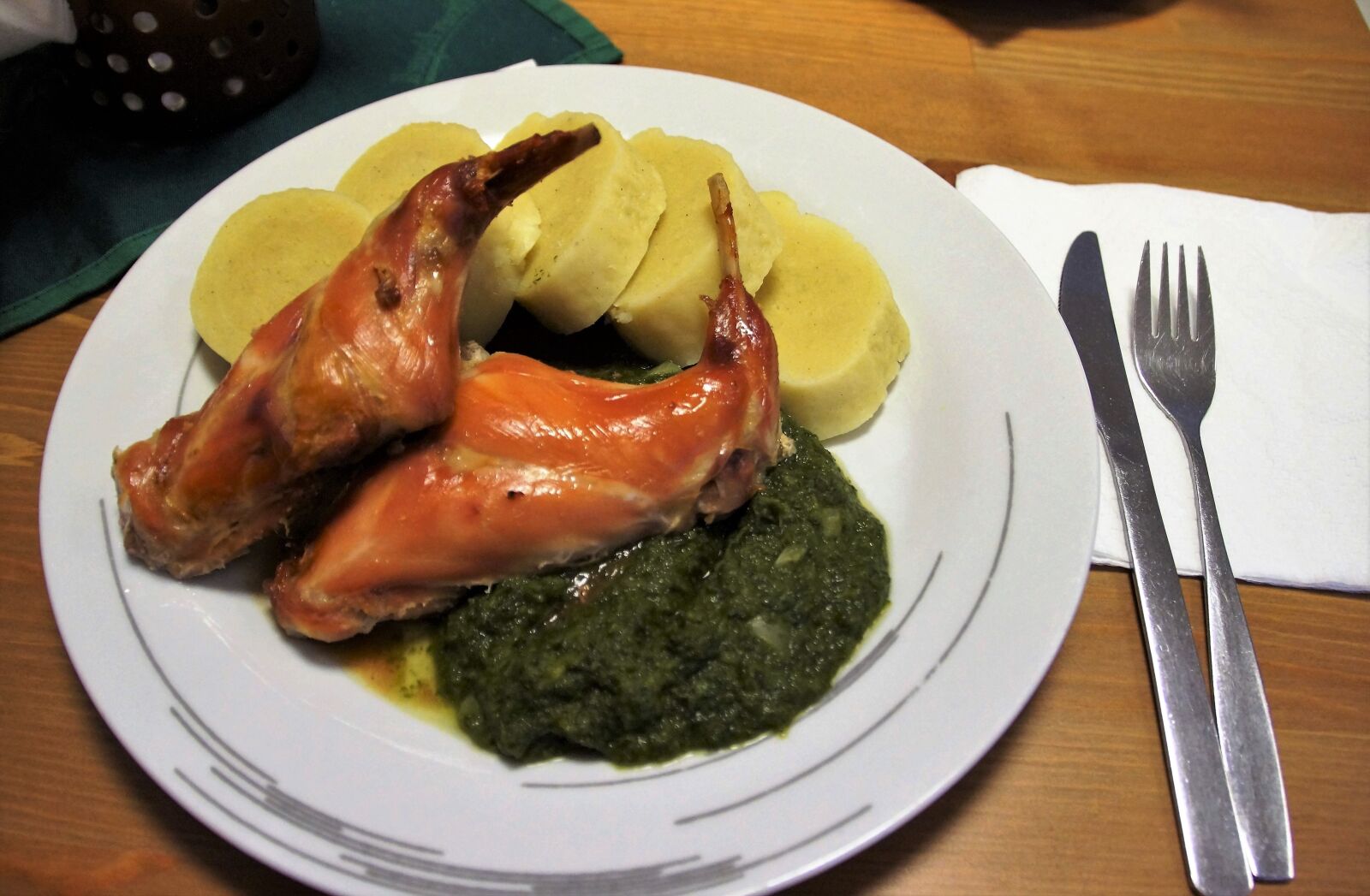Sony SLT-A58 sample photo. Baked, rabbit, thigh photography