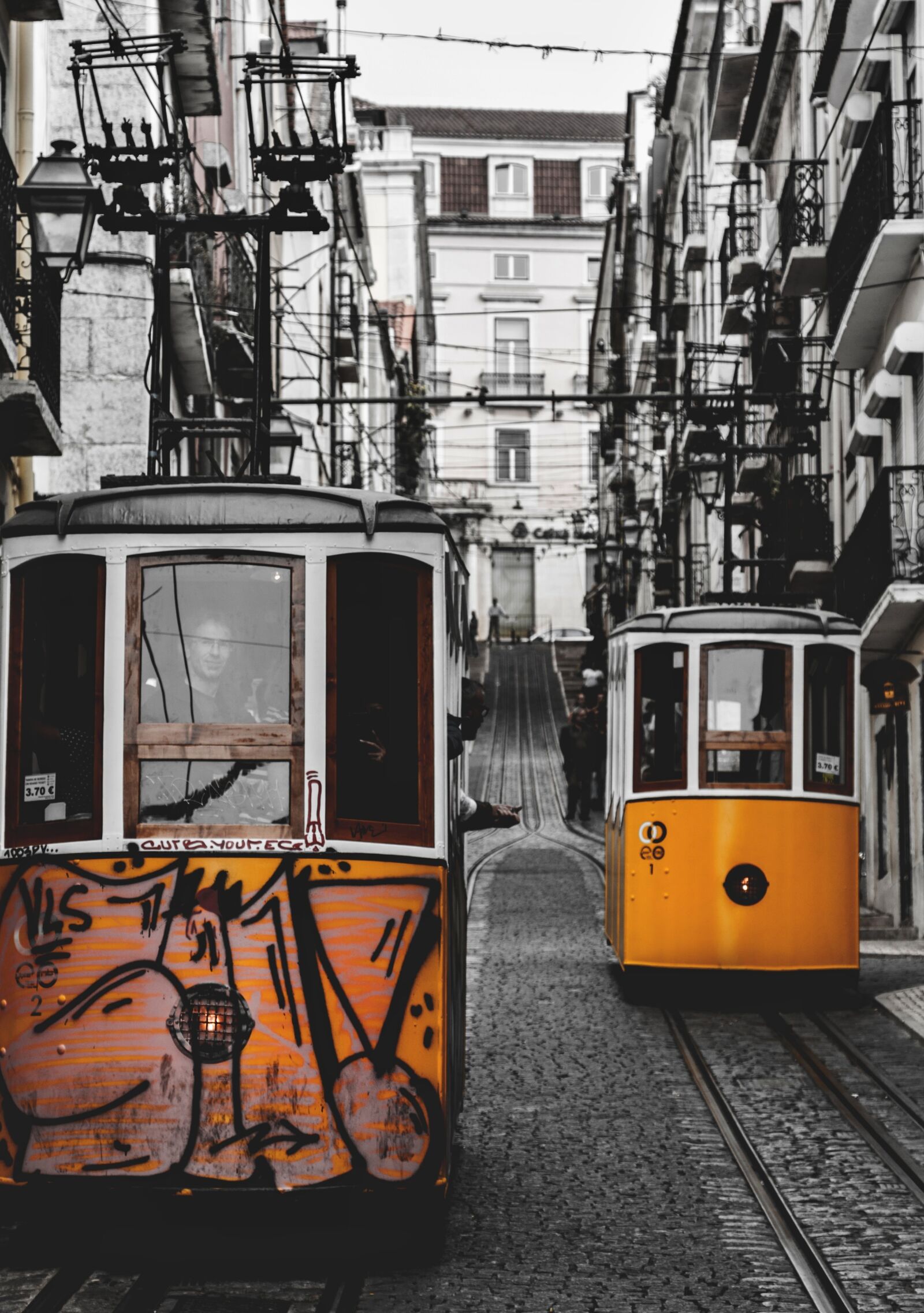 Canon EOS 70D sample photo. Lisbon, trams, tram photography