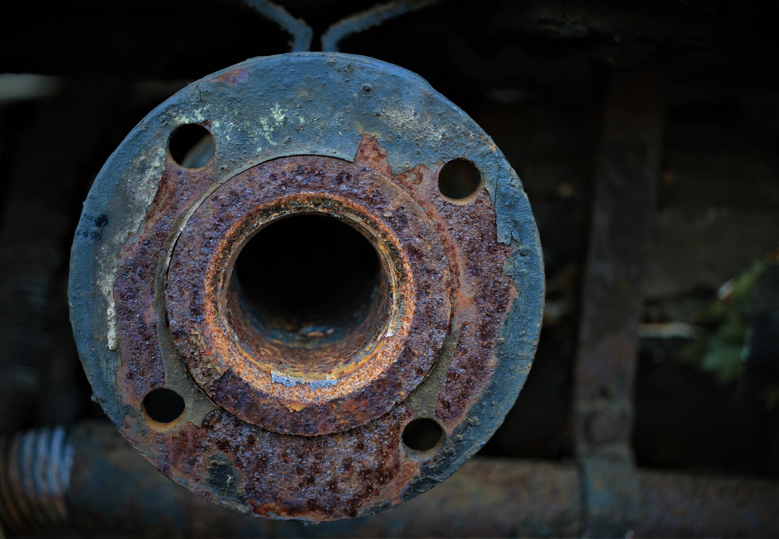 Canon EOS 7D sample photo. Railway, rust, connection photography