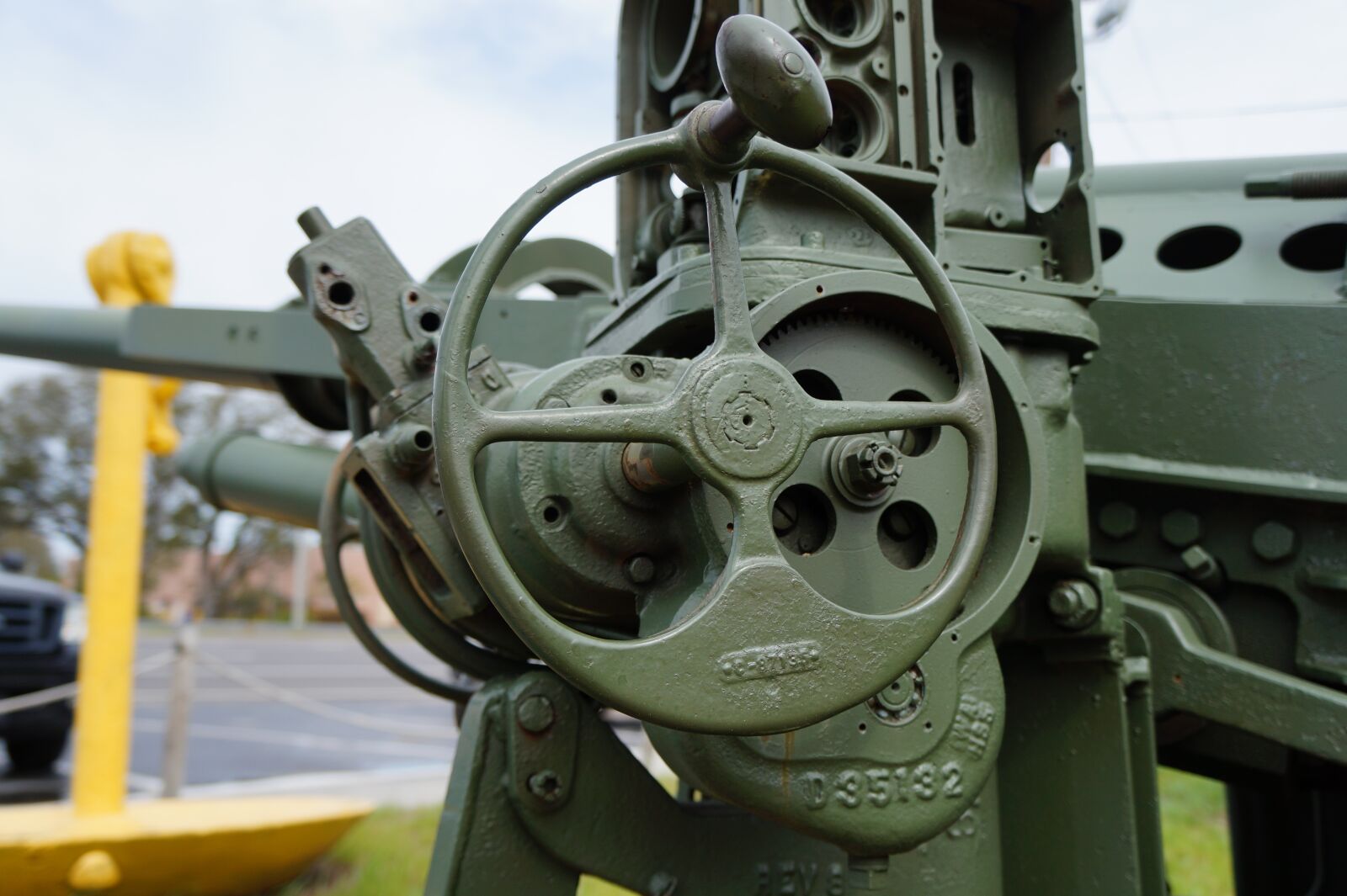 Sony Alpha a3000 + Sony E 18-55mm F3.5-5.6 OSS sample photo. Power, wheel, steel photography