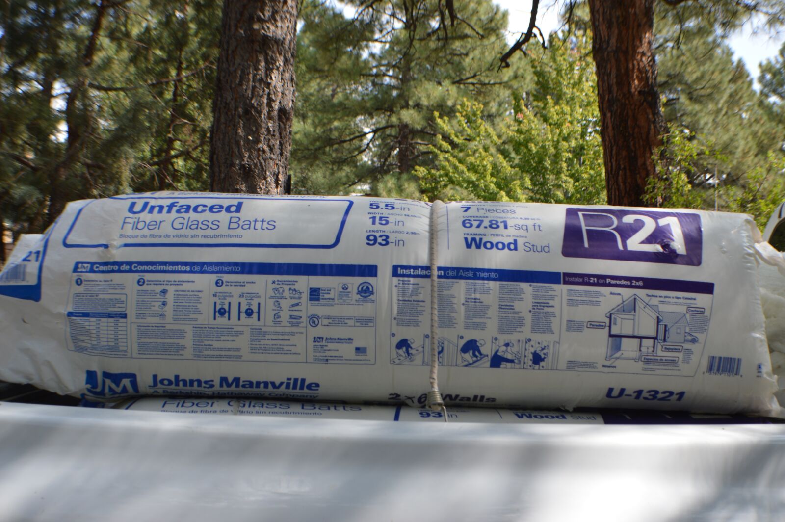 Nikon D3200 sample photo. Insulation, batting, construction photography