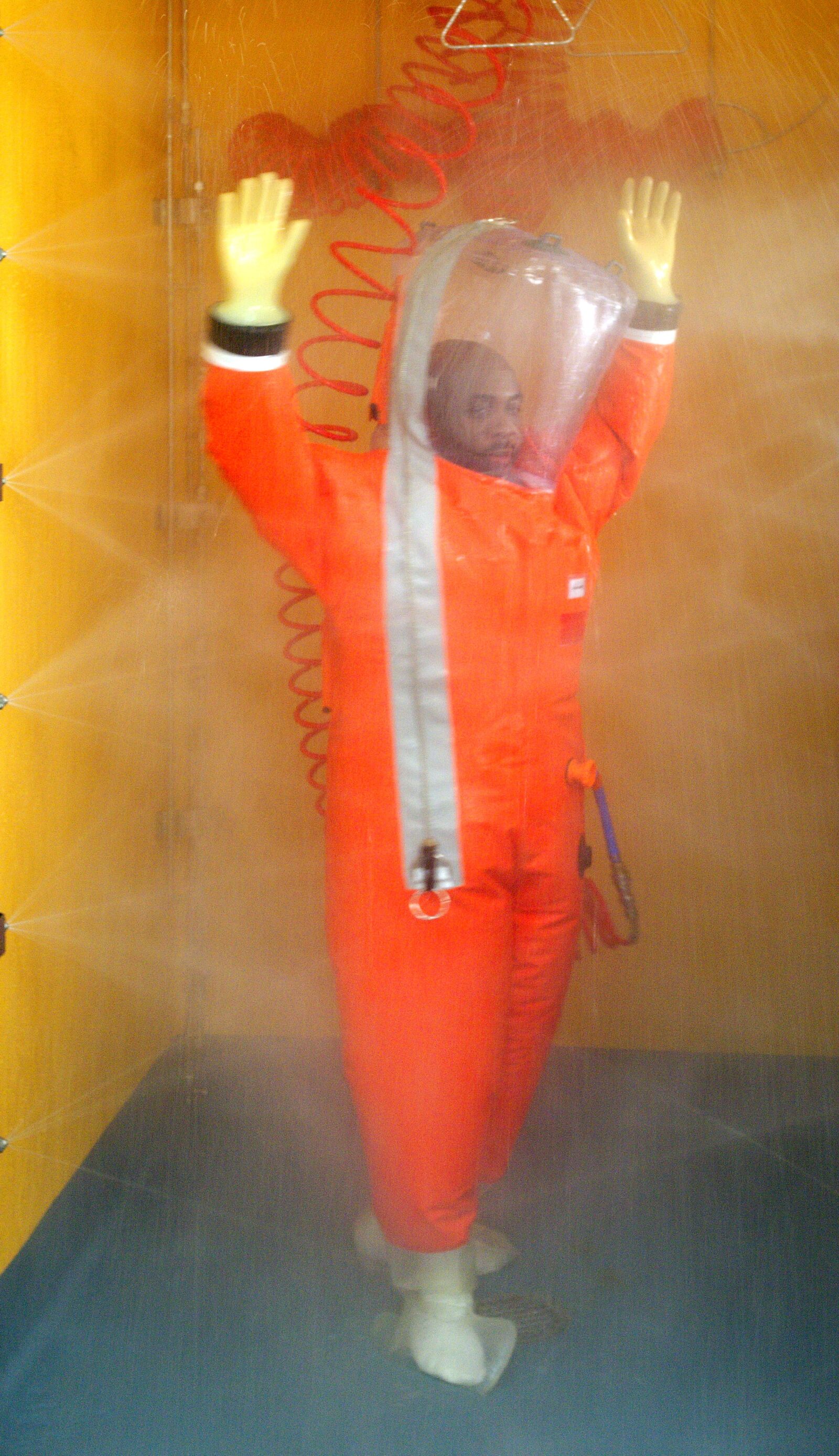 Nikon D200 sample photo. Microbiologist, showering, biosafety, level photography