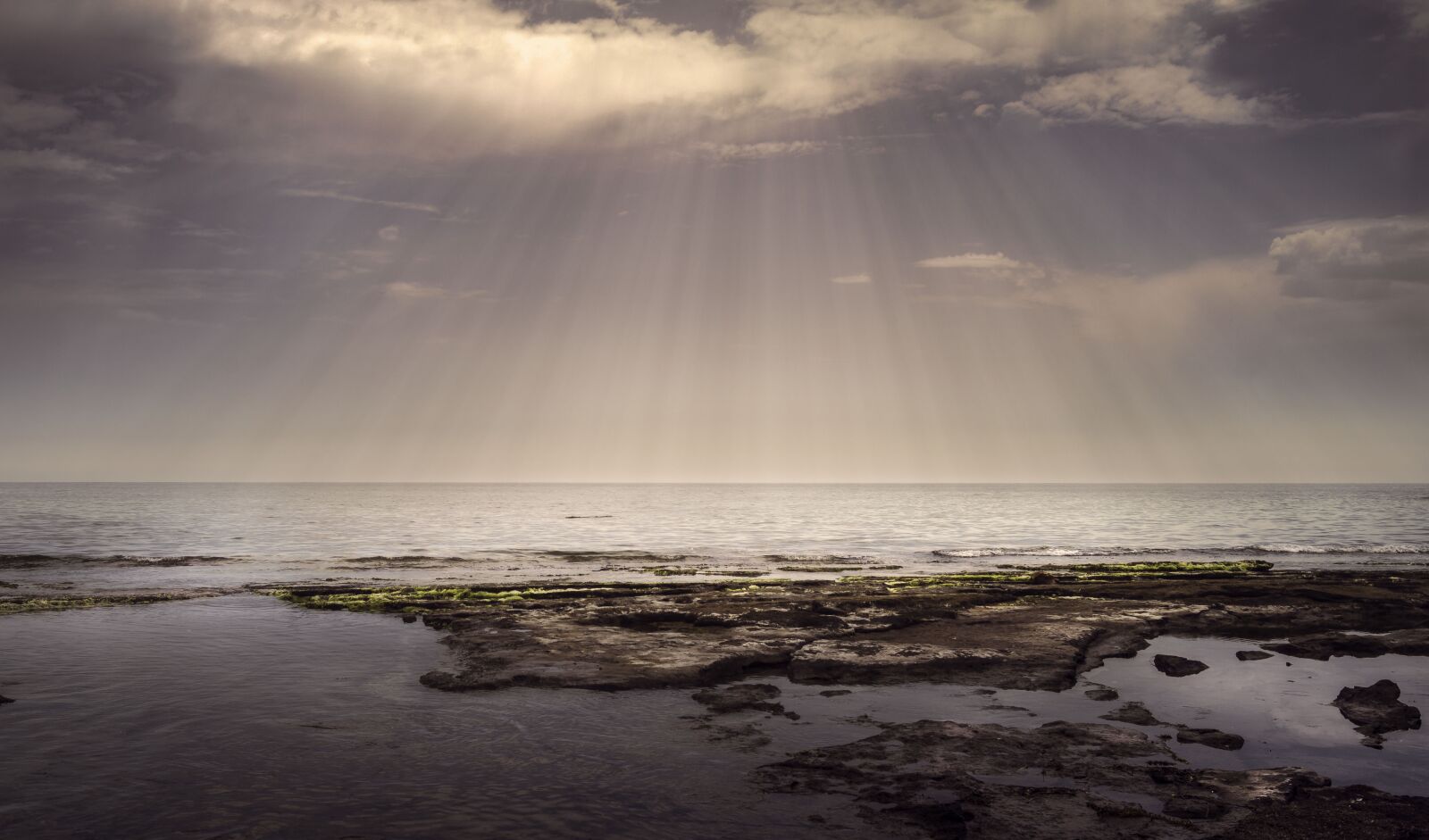Nikon D3200 sample photo. Beach, rocks, seascape photography