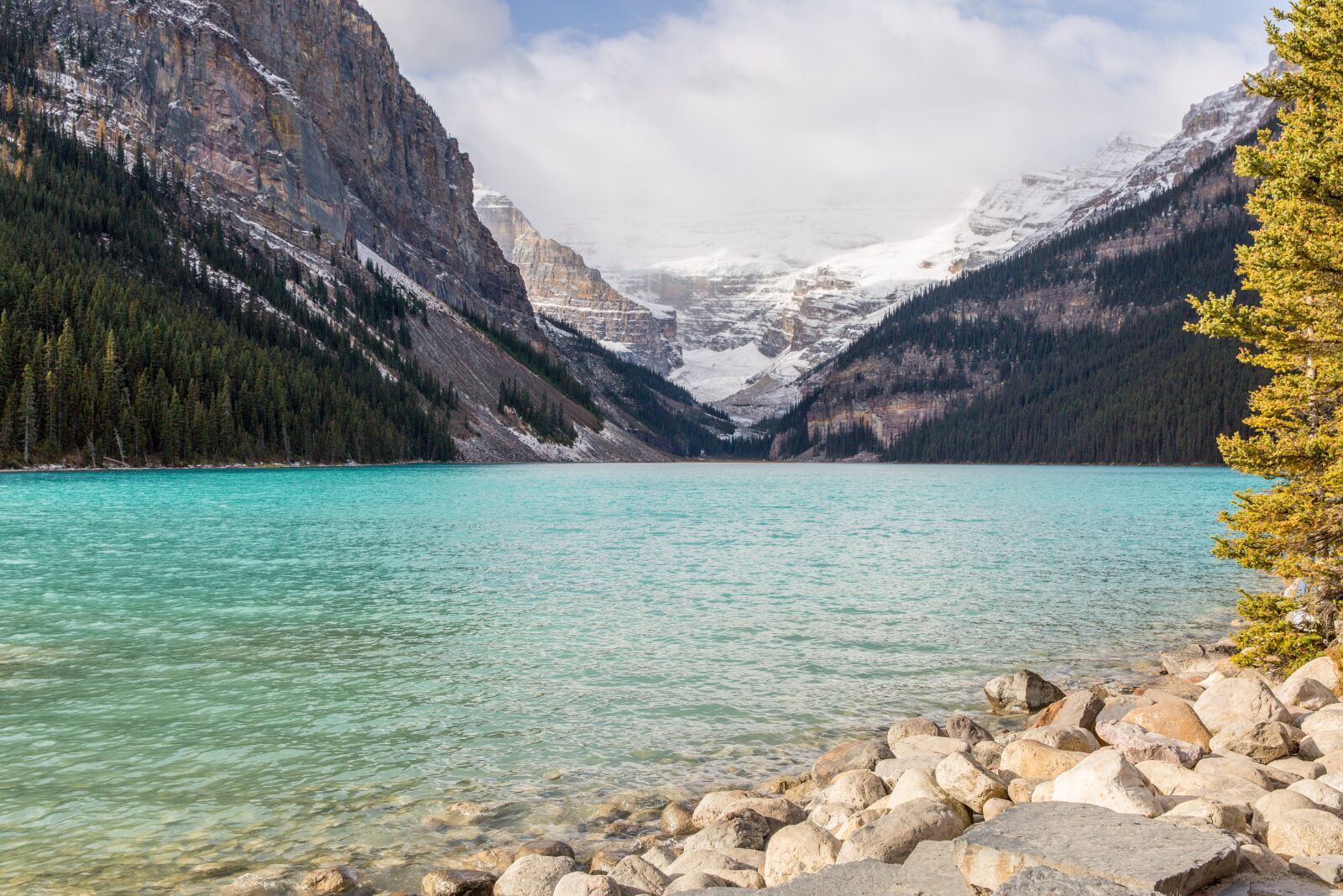 Canon EF 24-70mm F2.8L II USM sample photo. Lake, mountain, snowy photography