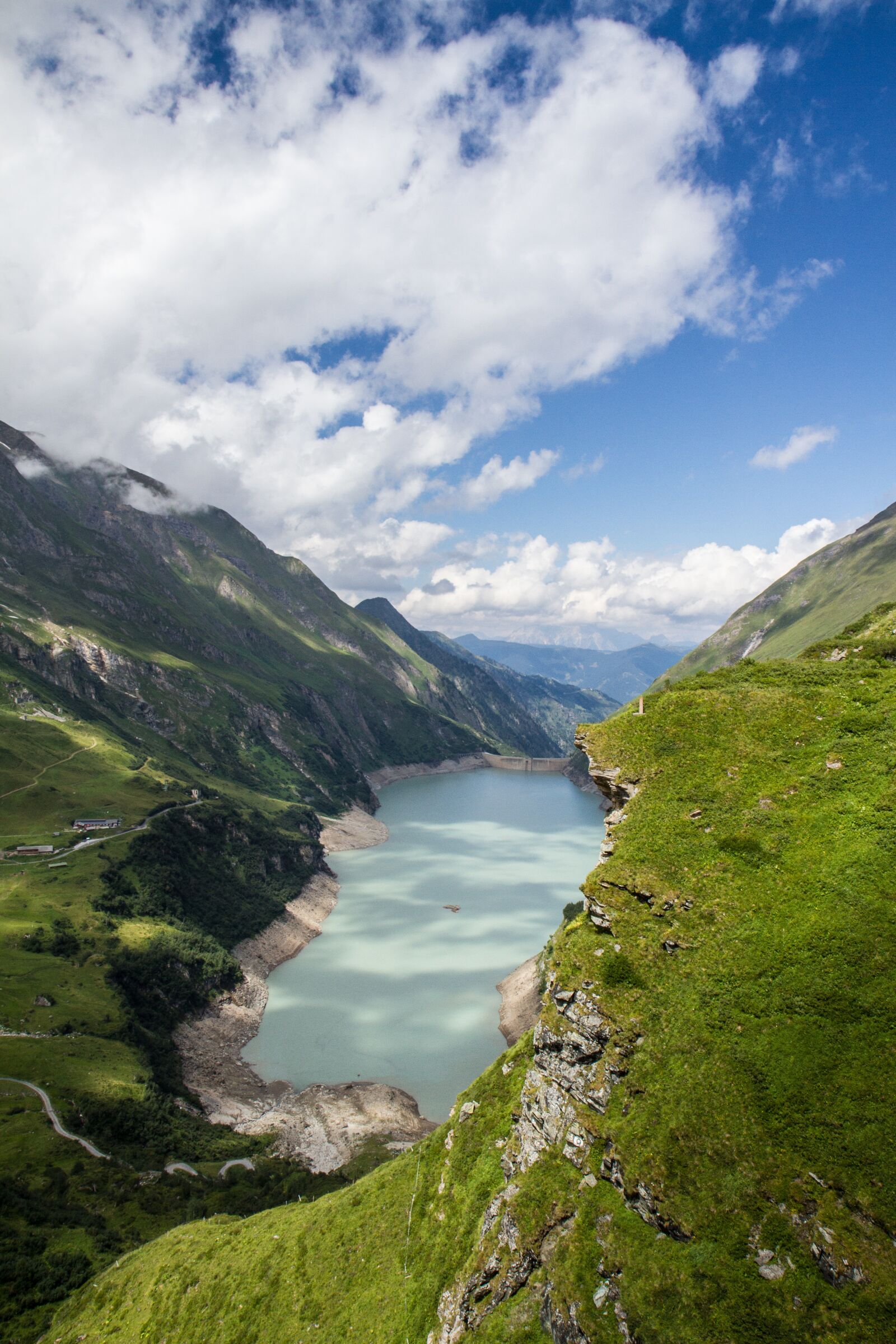 Canon EOS 7D sample photo. Reservoir, mountains, clouds photography