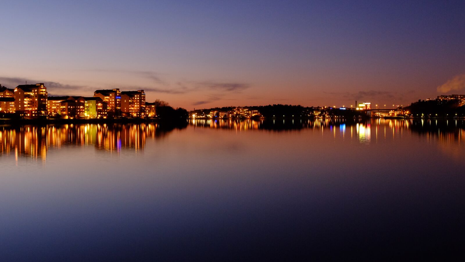 Fujifilm X-M1 sample photo. Autumn, colours, night, sky photography