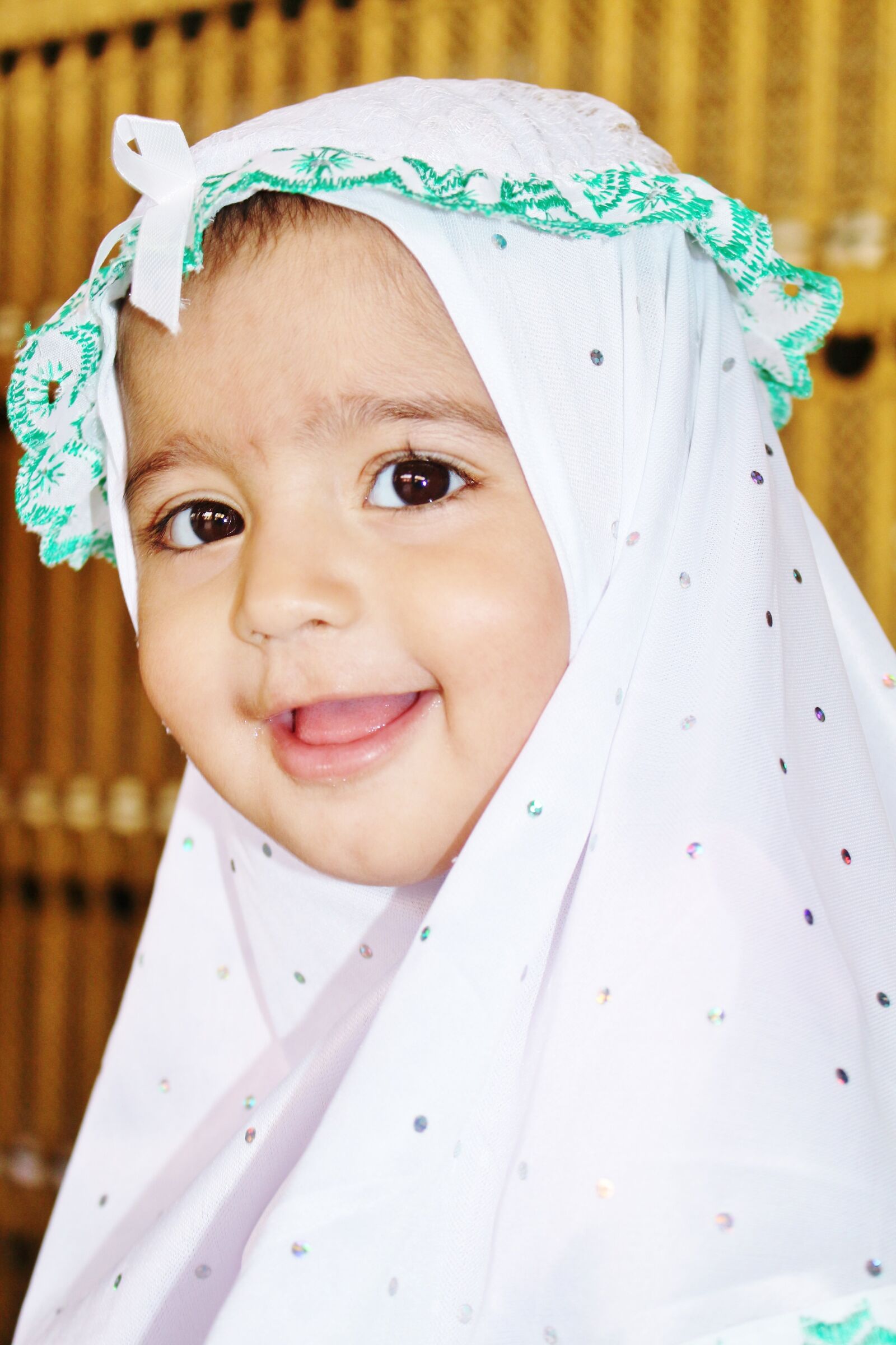 Canon EOS 700D (EOS Rebel T5i / EOS Kiss X7i) sample photo. Muslim, girl, scarf photography