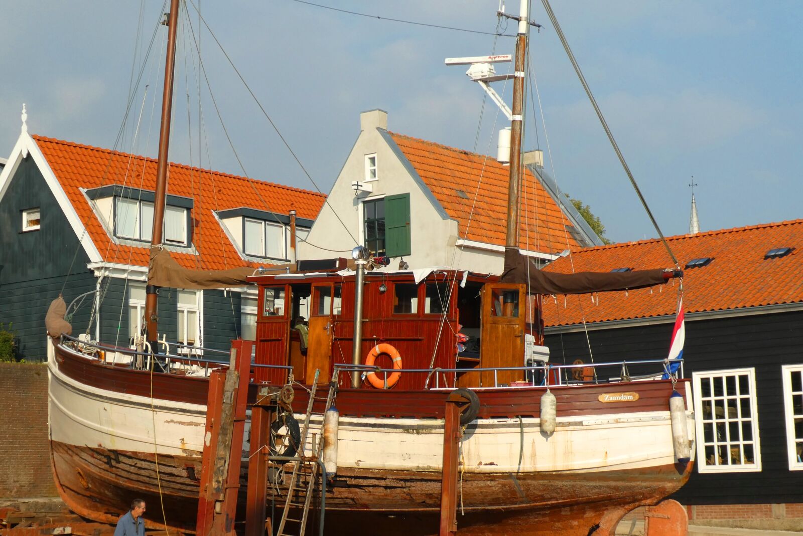 Panasonic Lumix DC-ZS70 (Lumix DC-TZ90) sample photo. Shipyard, urk, fisheries photography