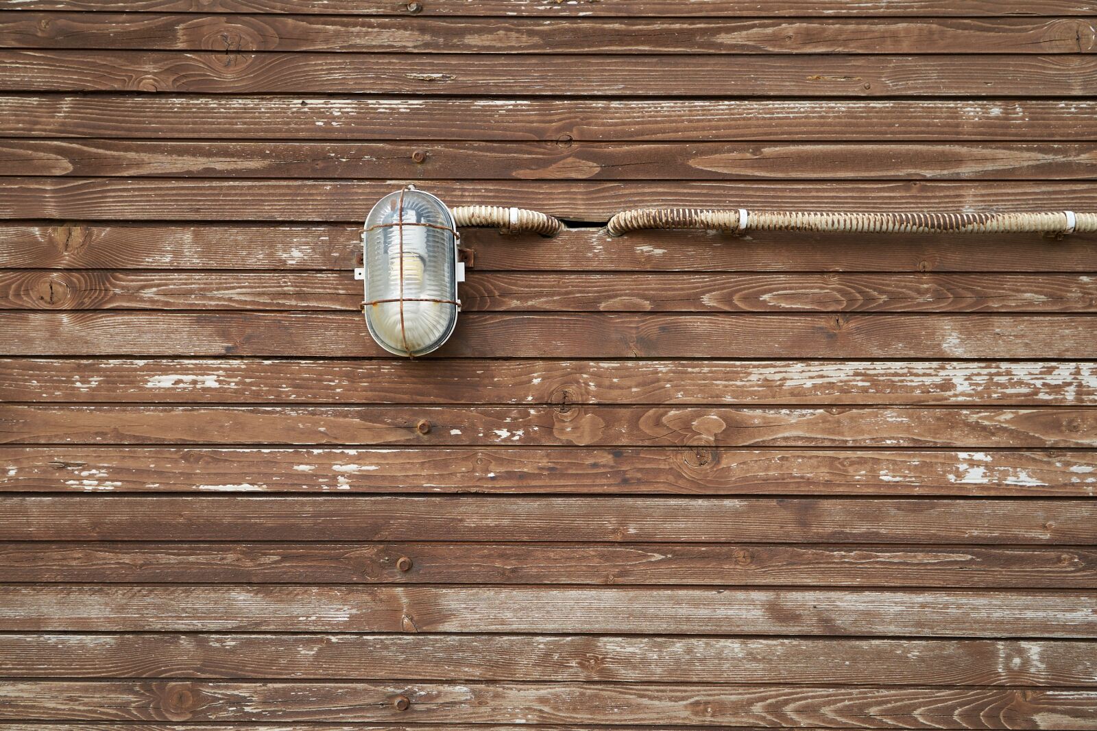Sony a6500 sample photo. Wood, wooden, old photography