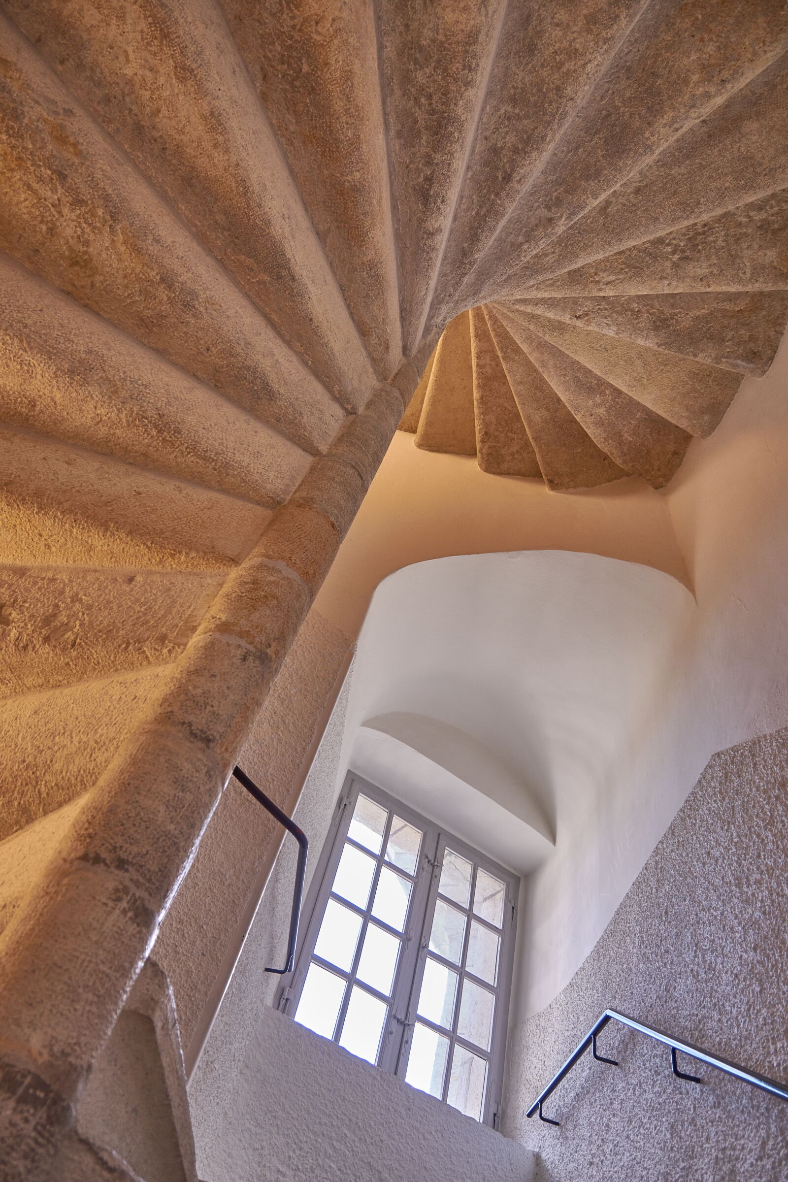 Nikon D7200 sample photo. Antique, wendeltrepp, stone stairway photography