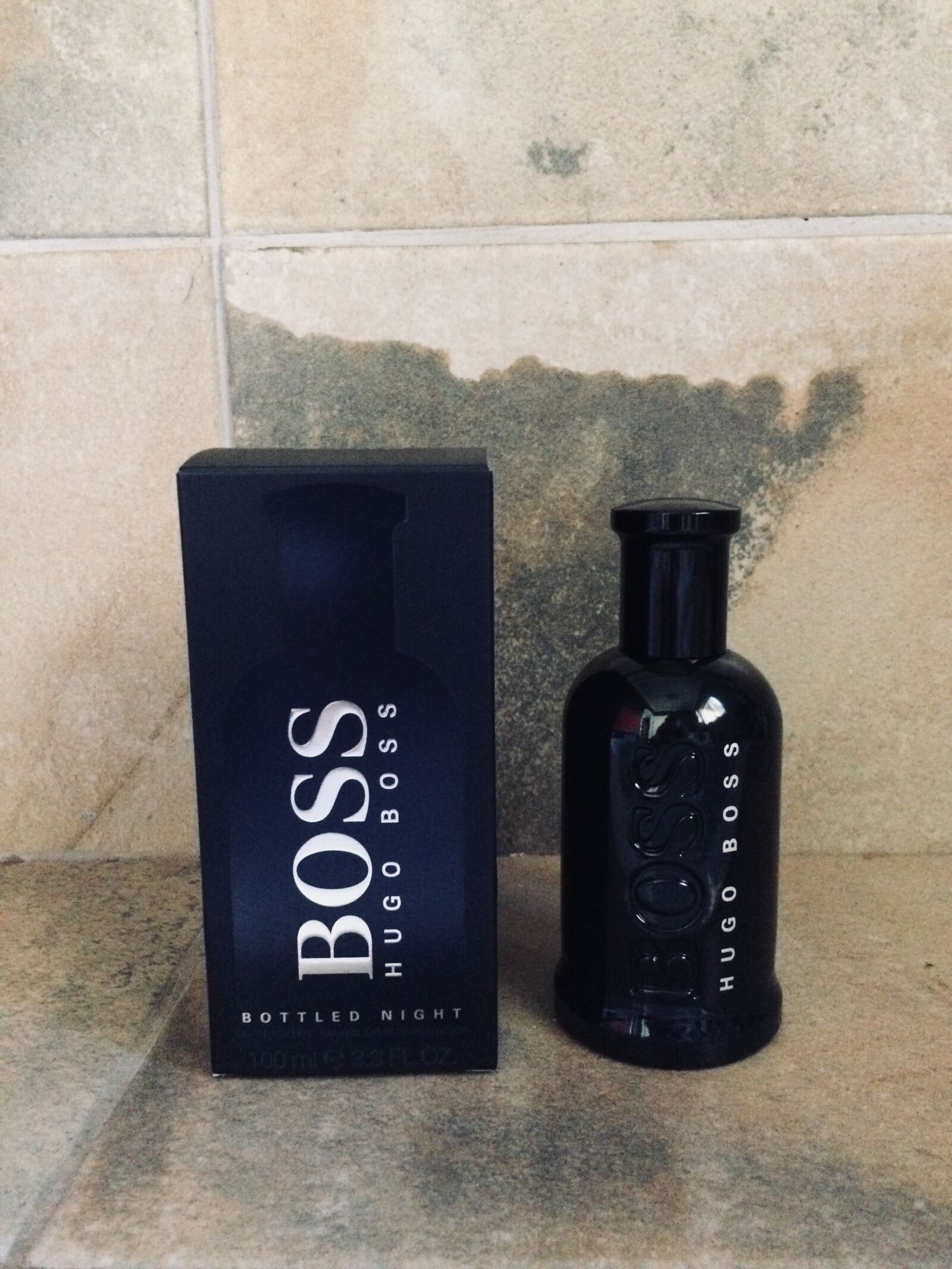 iPhone 5s back camera 4.15mm f/2.2 sample photo. Hugo, boss, fragrance photography
