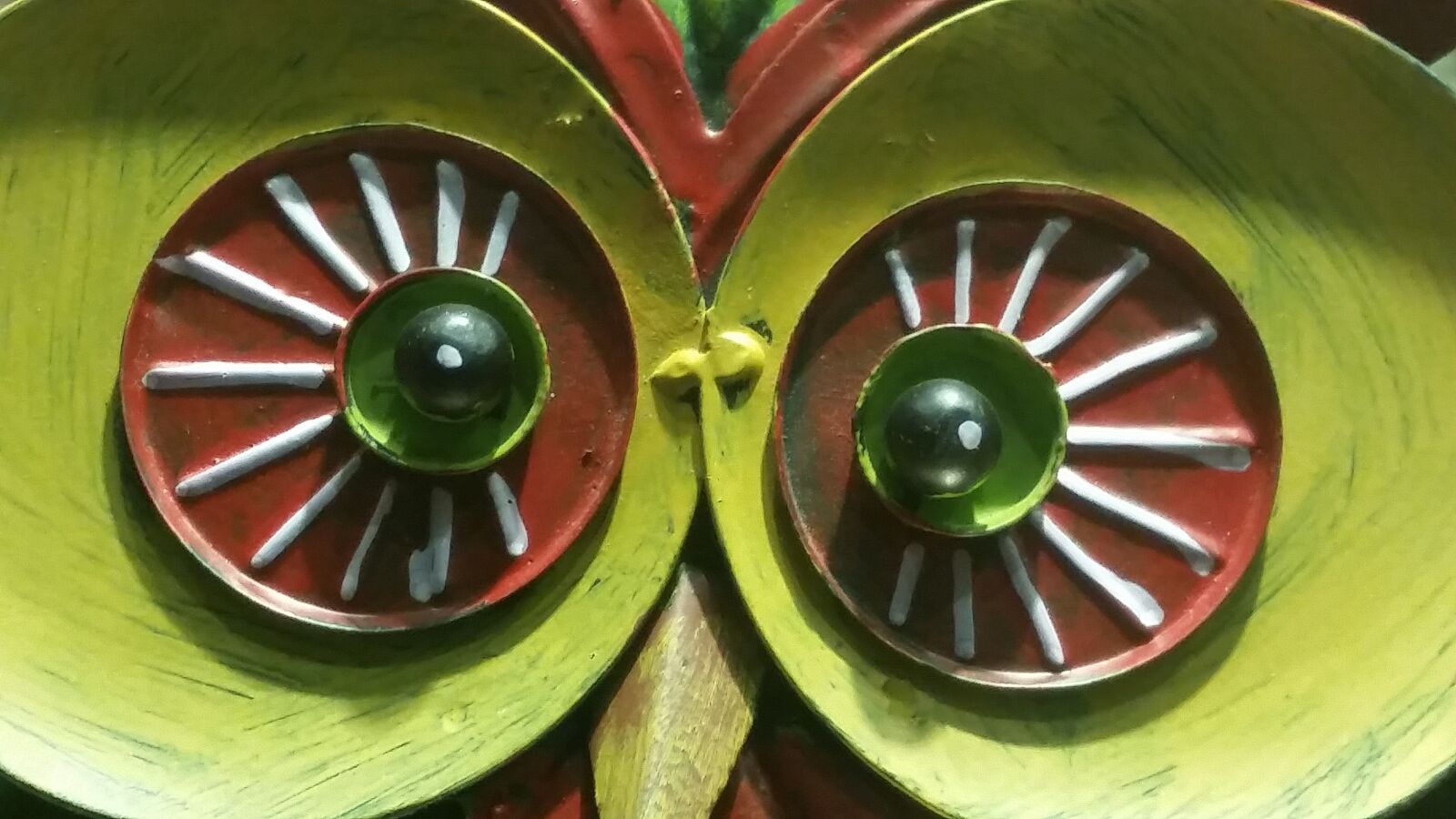 Samsung Galaxy S5 sample photo. Eyes, metal, circle photography