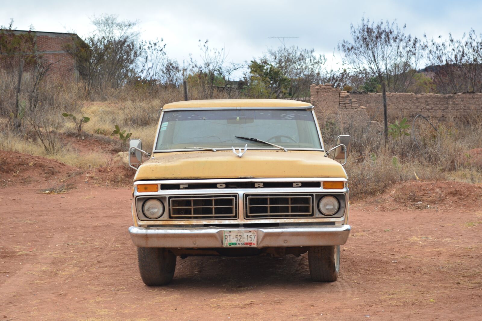Nikon D5200 sample photo. Truck, vintage, transport photography