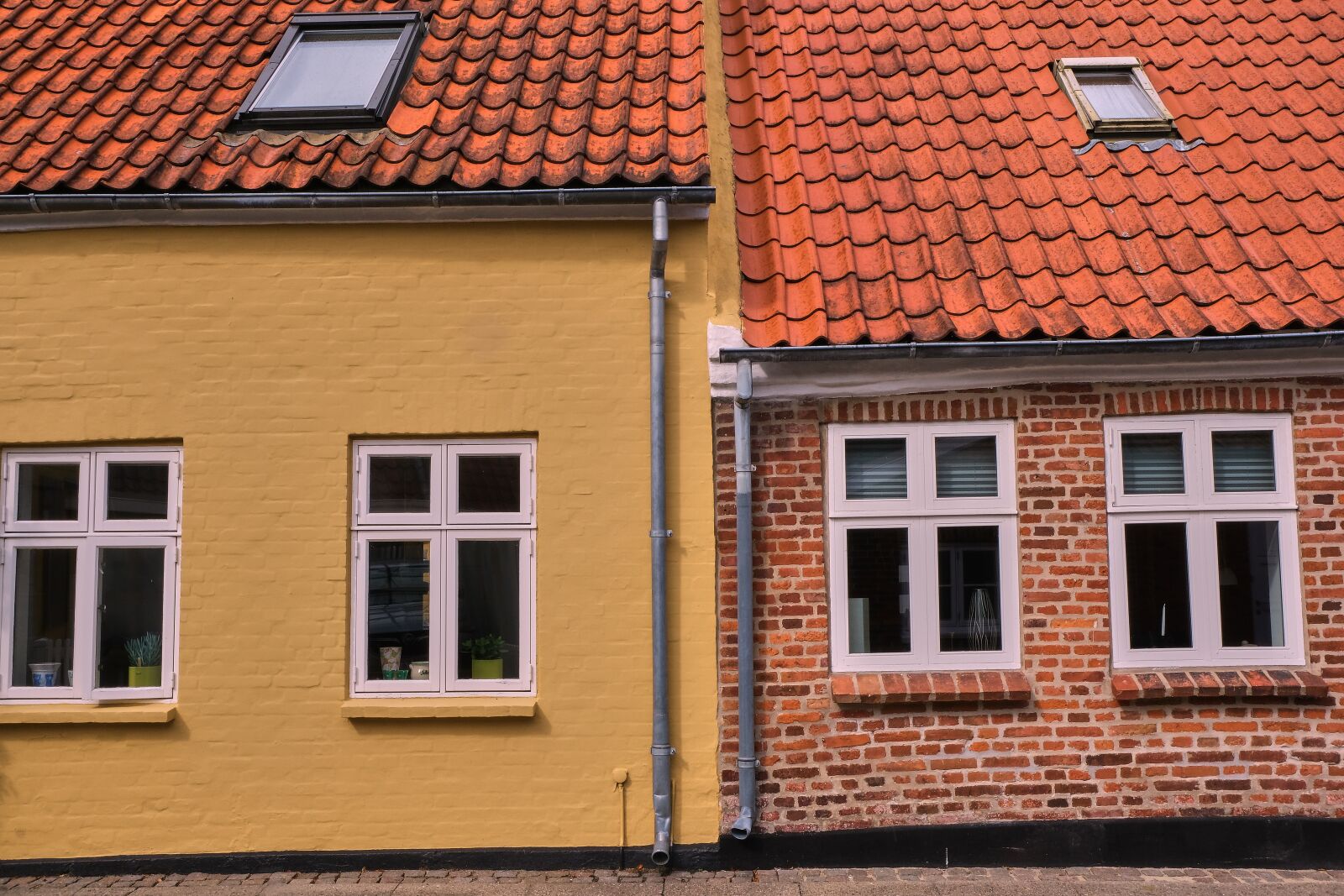 Fujifilm X-T30 sample photo. Houses, house, old photography