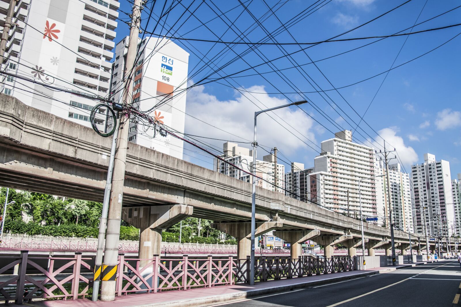 Nikon D5300 sample photo. Transportation system, steel, traffic photography
