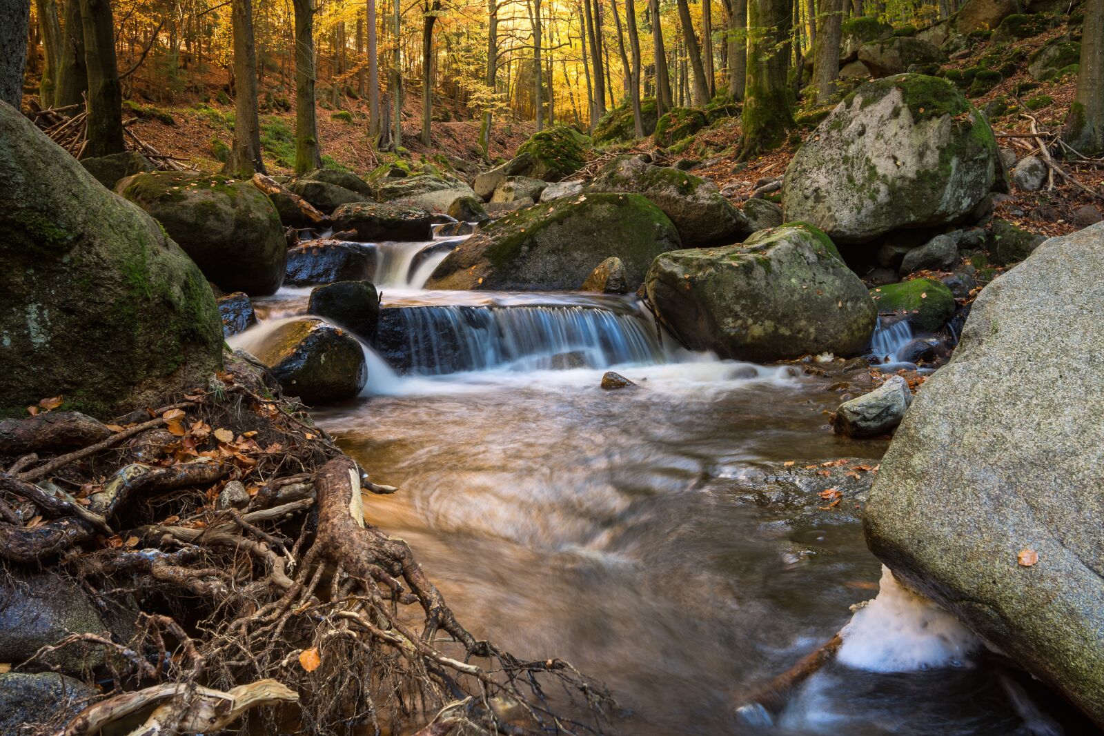 Tokina AT-X 16-28mm F2.8 Pro FX sample photo. River, long exposure, ilse photography