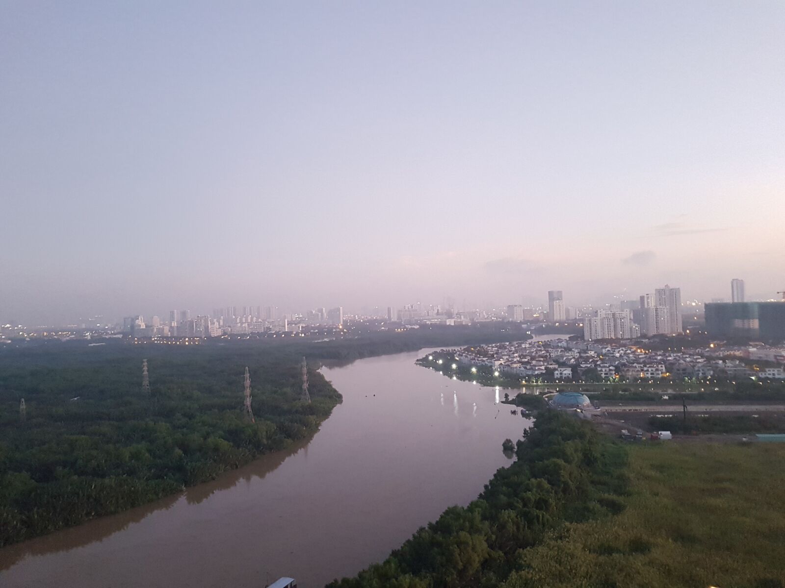 Samsung Galaxy S7 sample photo. River, water, city photography