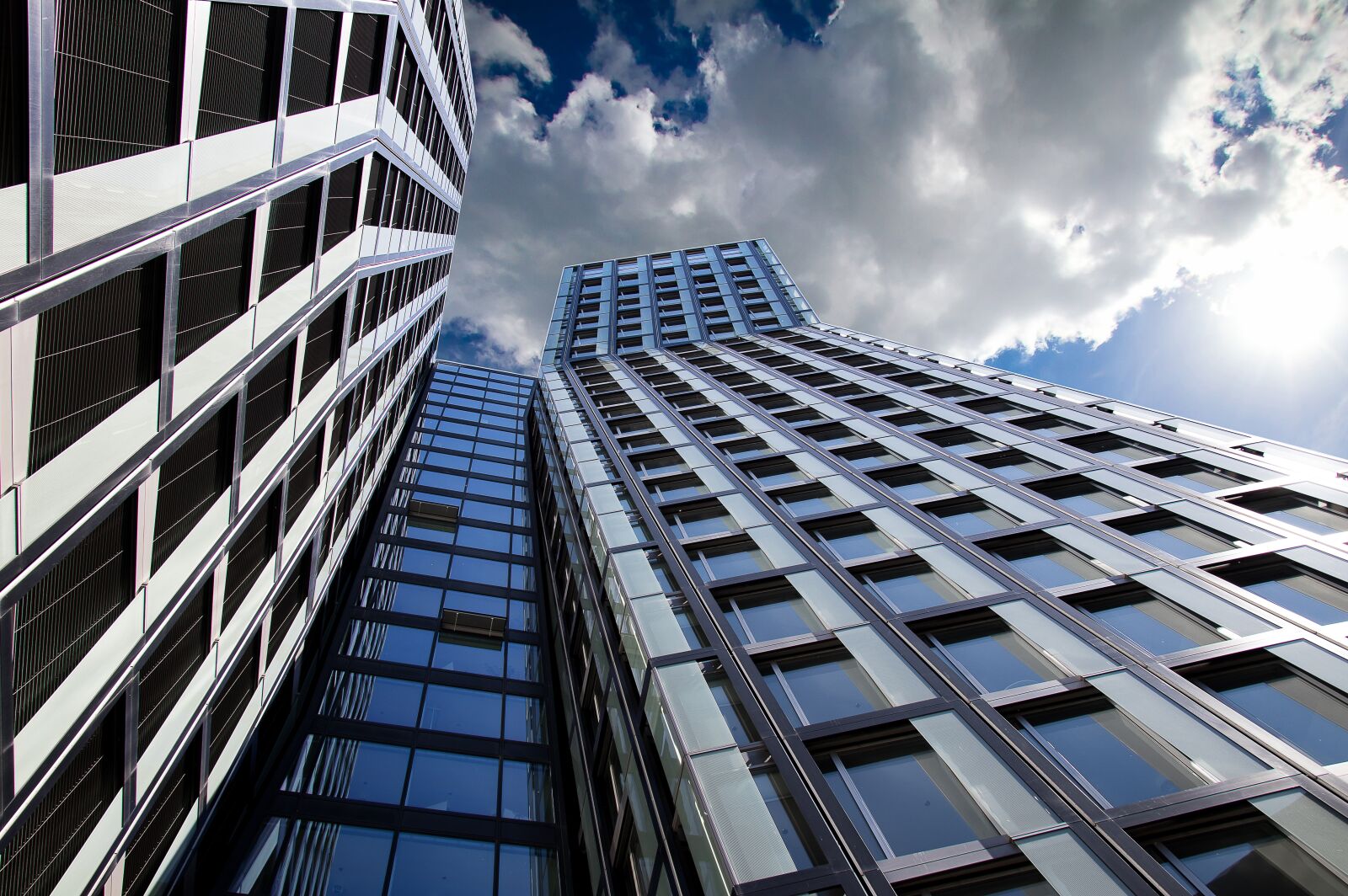 Canon EOS 80D sample photo. Skyscraper, architecture, building photography