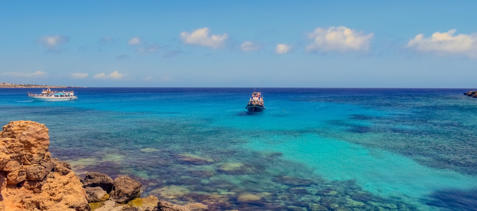 Nikon D3300 sample photo. Scenery, boat, sea photography