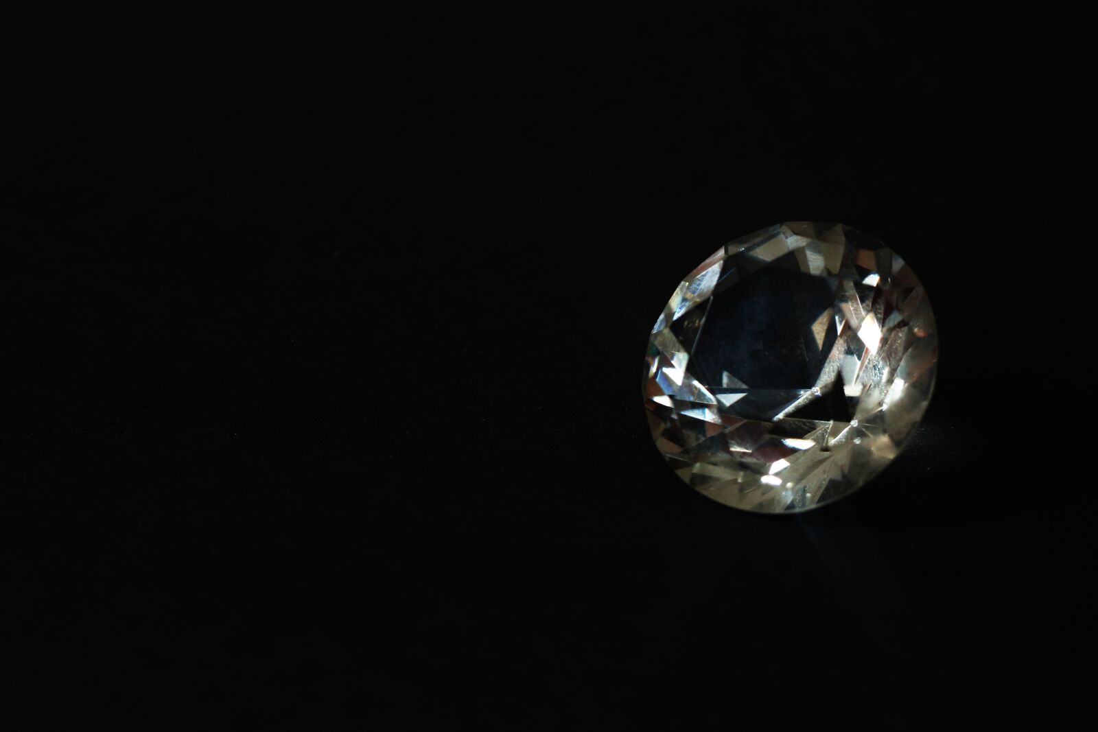 Canon EOS 700D (EOS Rebel T5i / EOS Kiss X7i) sample photo. Gem, jewel, jewelty photography