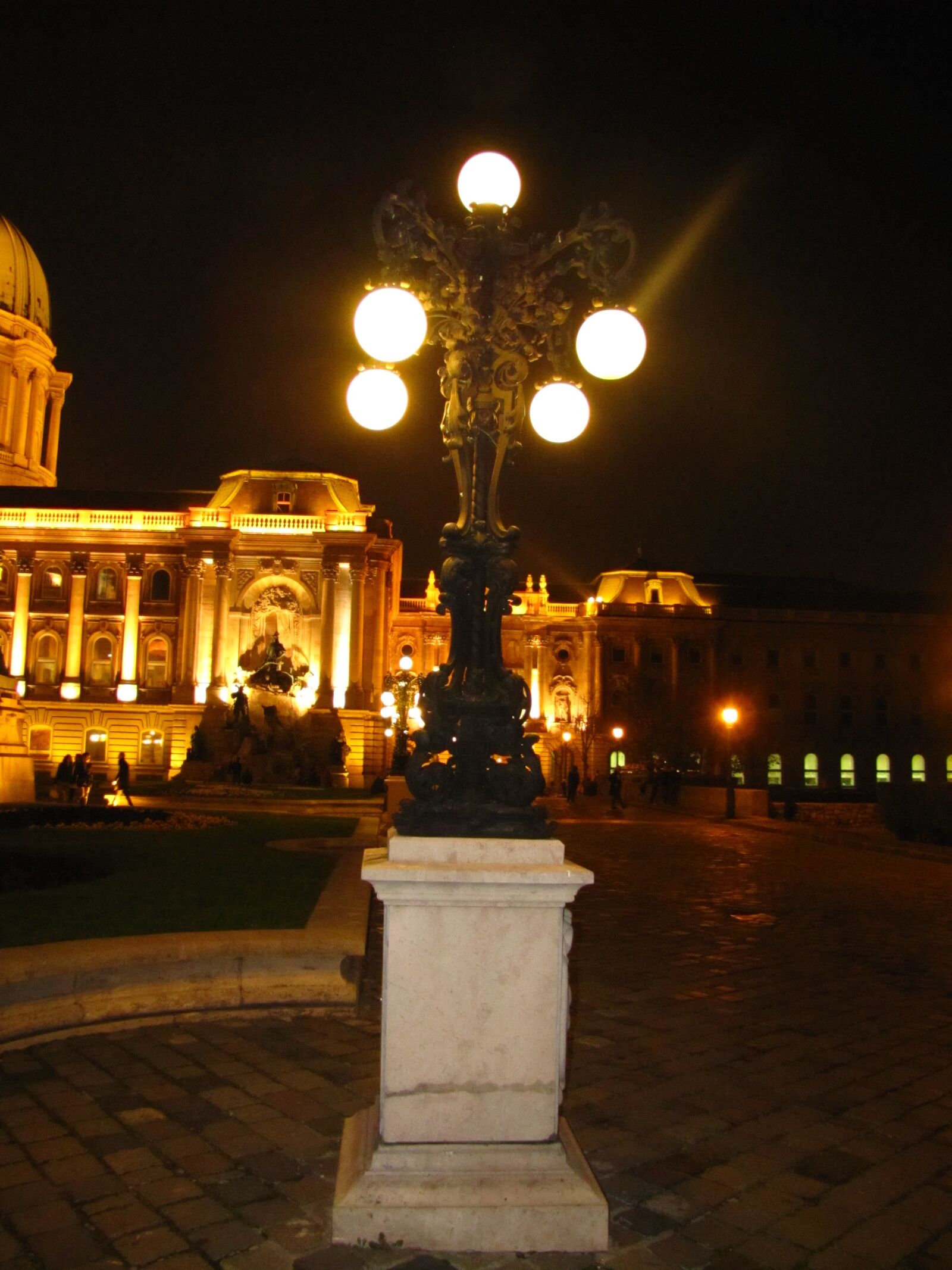 Canon PowerShot SX20 IS sample photo. Lamp, street lamp, nice photography