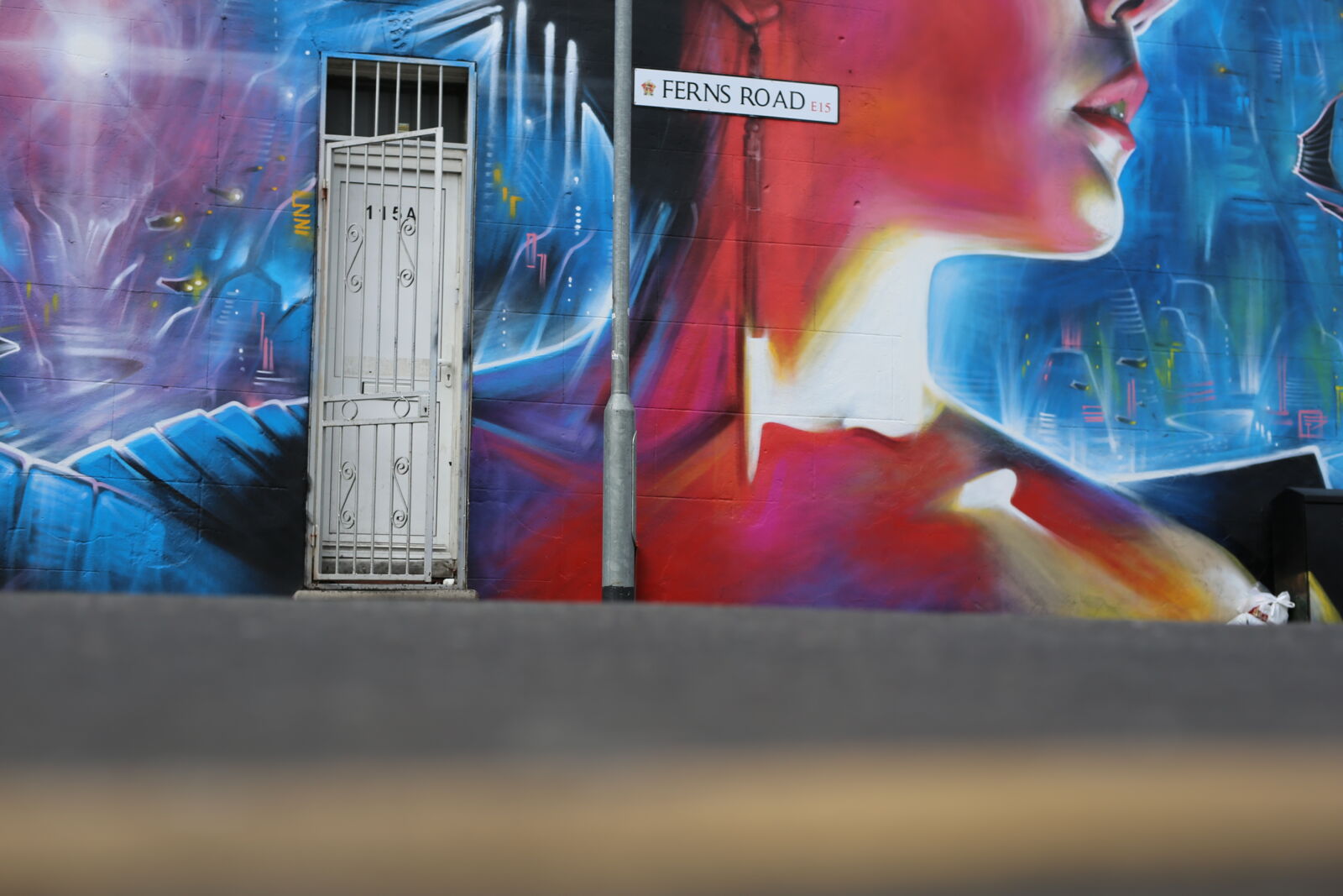 Canon EOS 6D sample photo. East, london, graffiti photography
