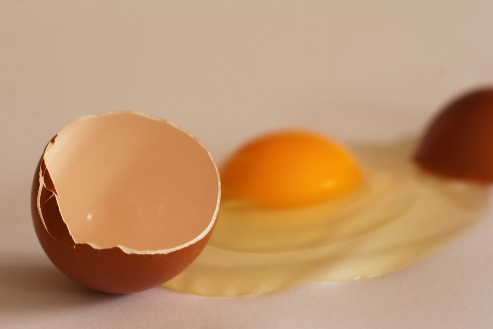 Nikon D7100 sample photo. Eggs, yellow, bun photography