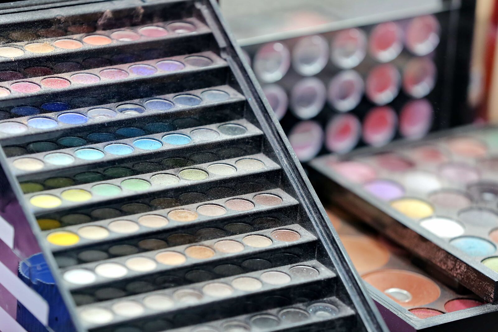 Canon EOS 5D Mark III sample photo. Colorful, colors, cosmetics, makeup photography