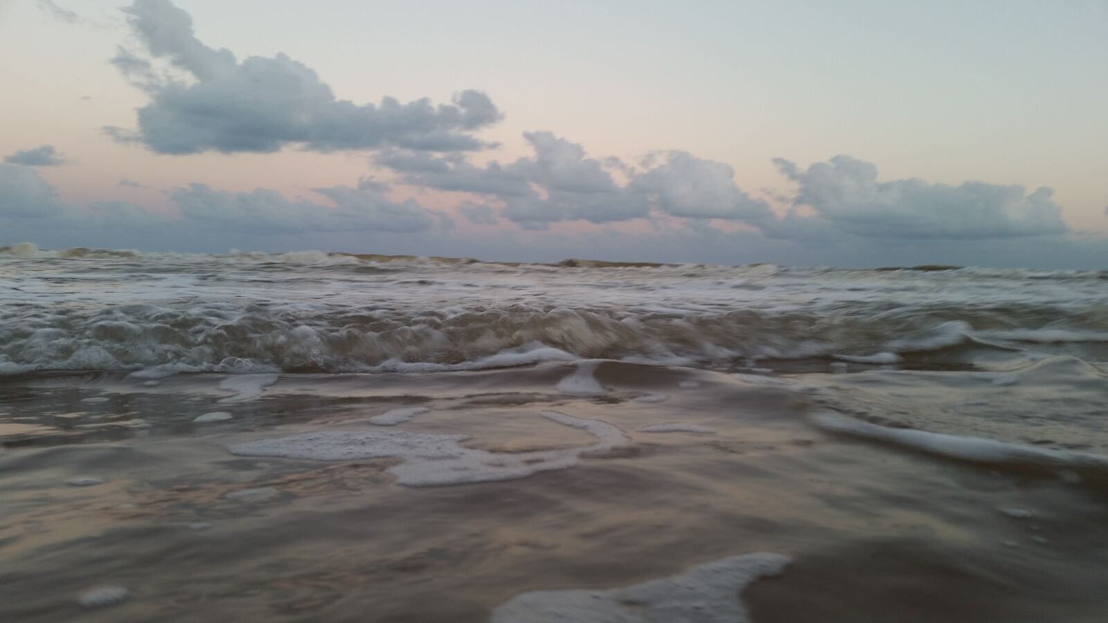 Samsung Galaxy S5 sample photo. Waves, sunset, clouds photography