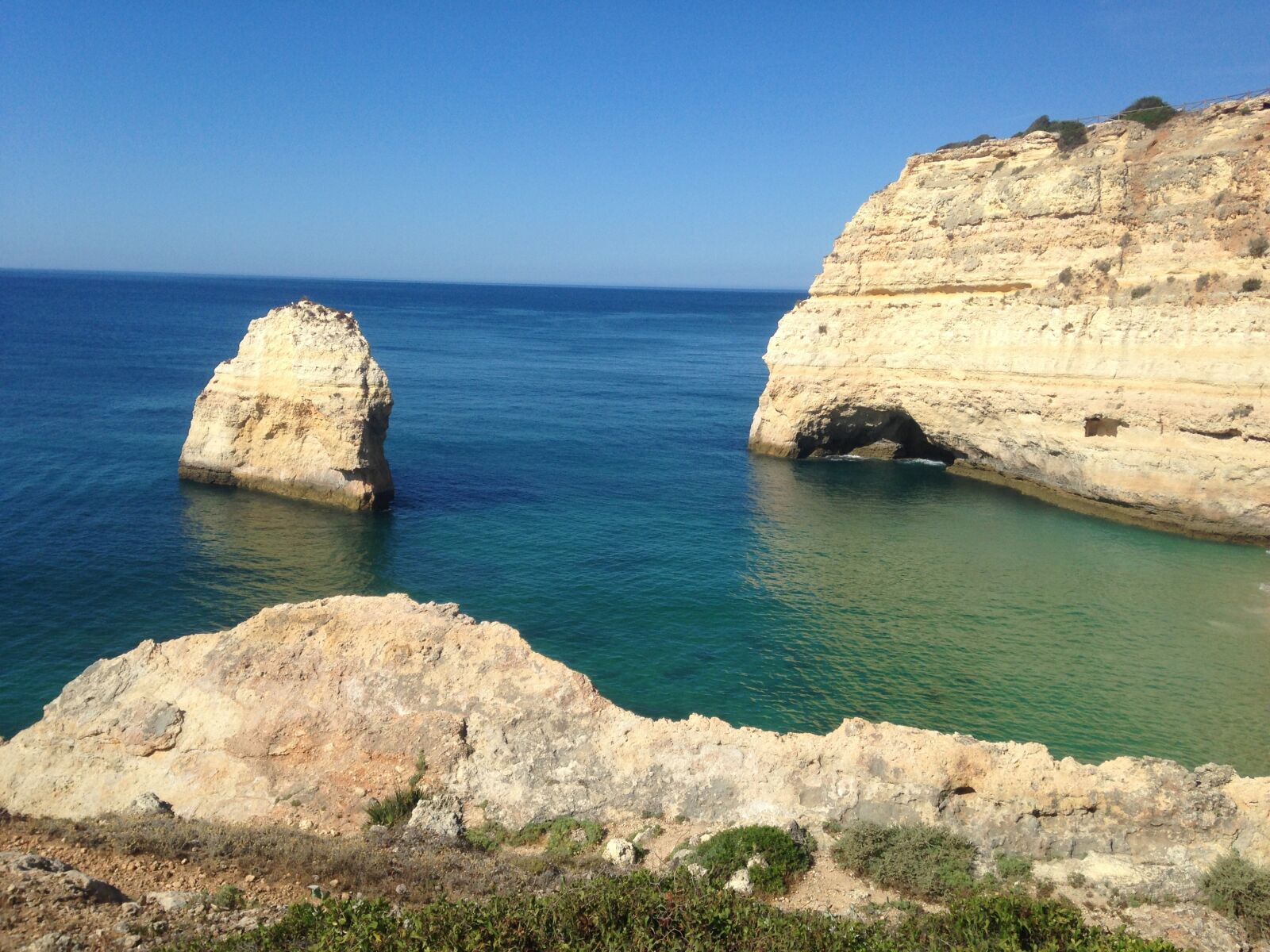 iPhone 5 back camera 4.12mm f/2.4 sample photo. Portugal, beach, algarve photography