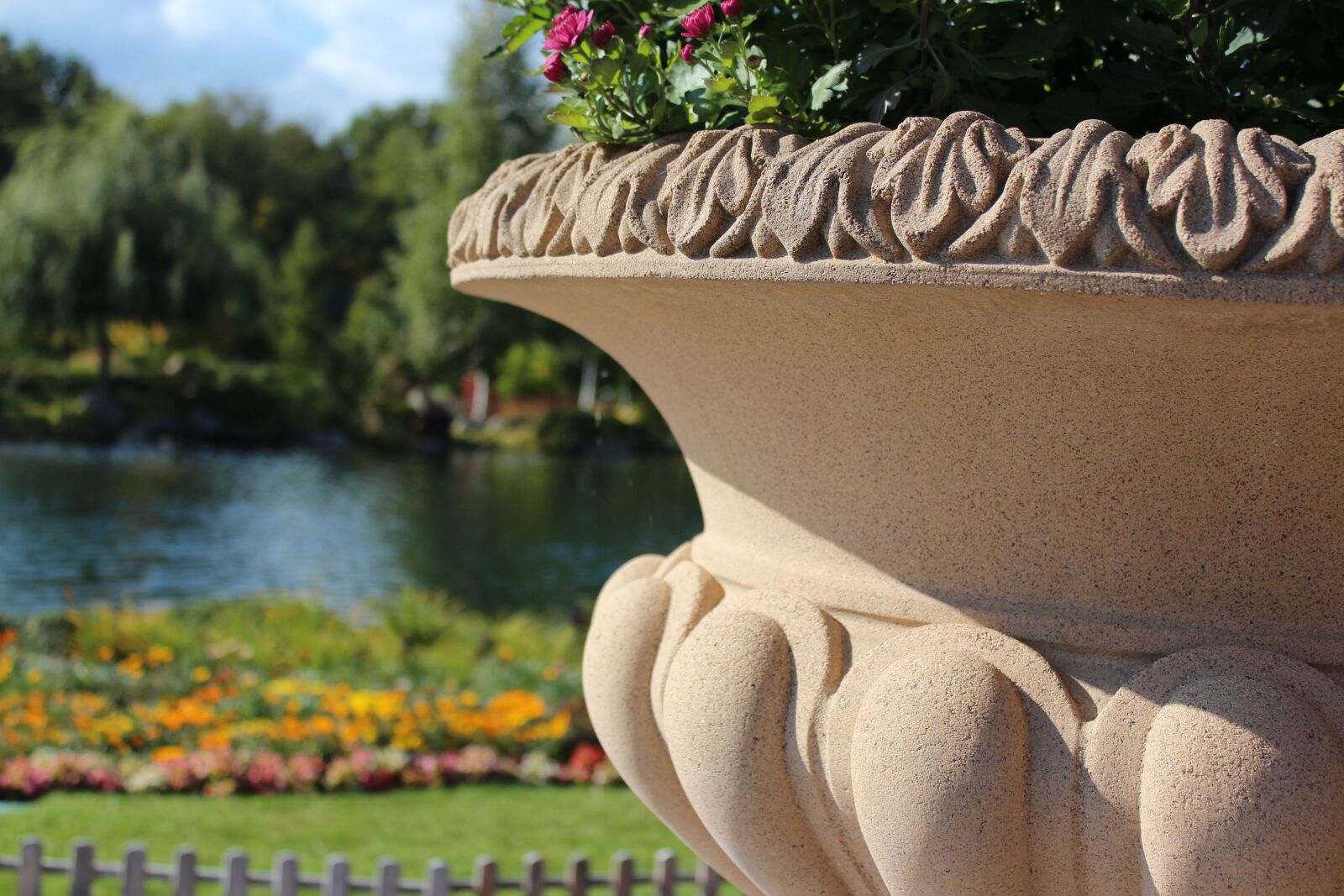 Canon EOS 650D (EOS Rebel T4i / EOS Kiss X6i) sample photo. Nature, stone, summer photography