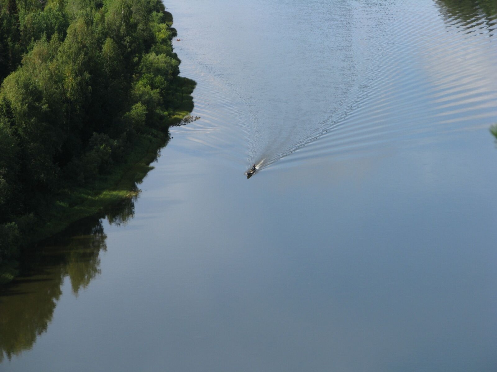 Canon POWERSHOT S5 IS sample photo. The vishera river, smooth photography