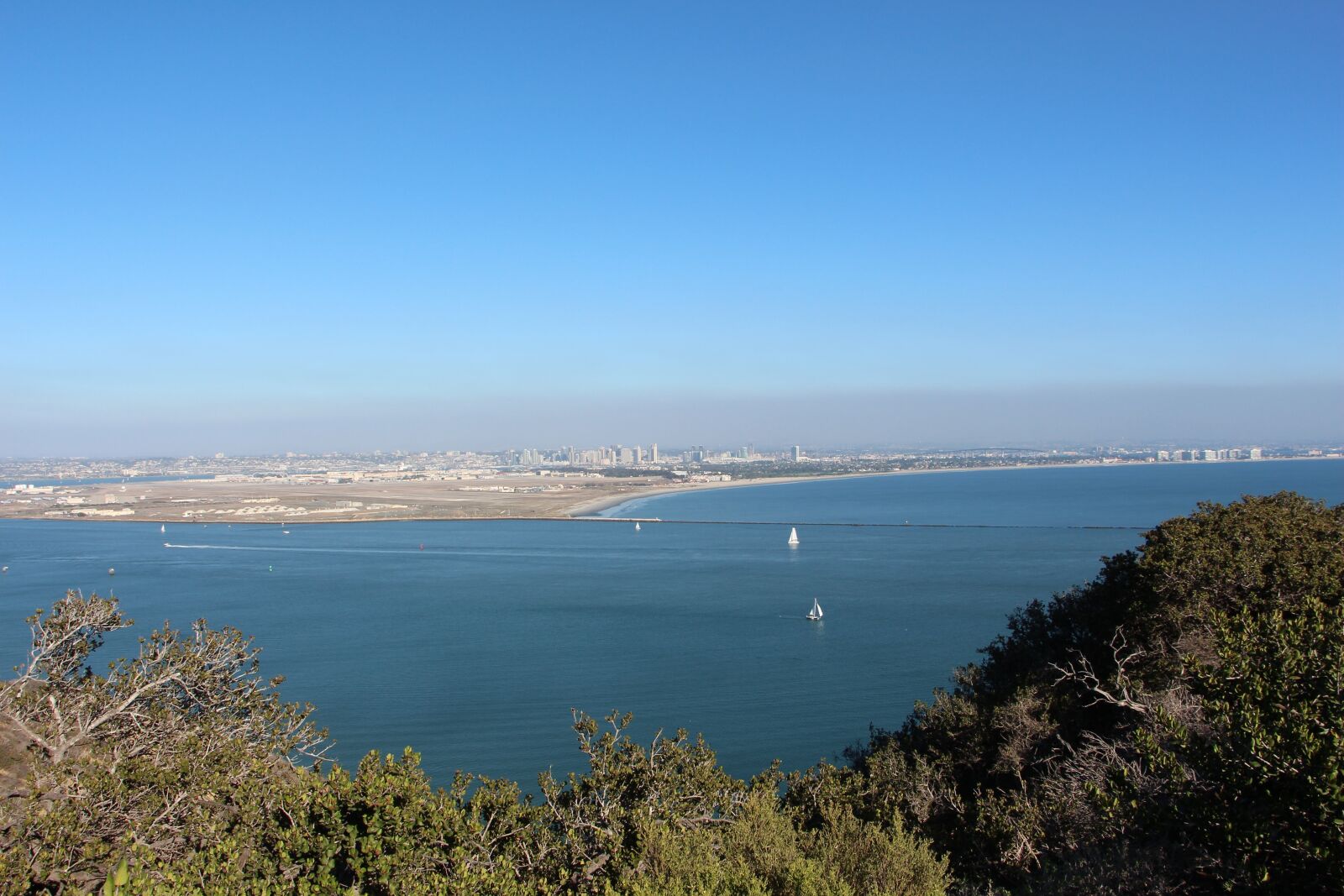 Canon EOS 650D (EOS Rebel T4i / EOS Kiss X6i) sample photo. California, ocean, blue photography