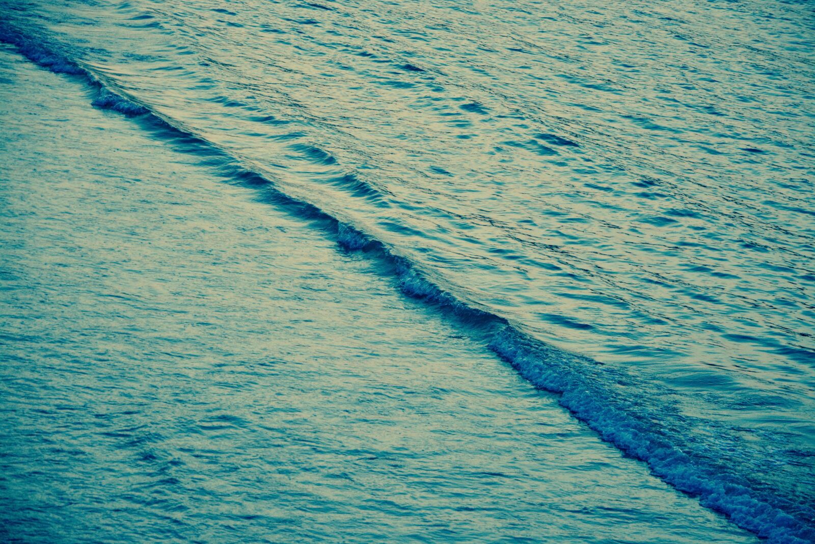 Nikon D5200 sample photo. Blue sea, water, beach photography