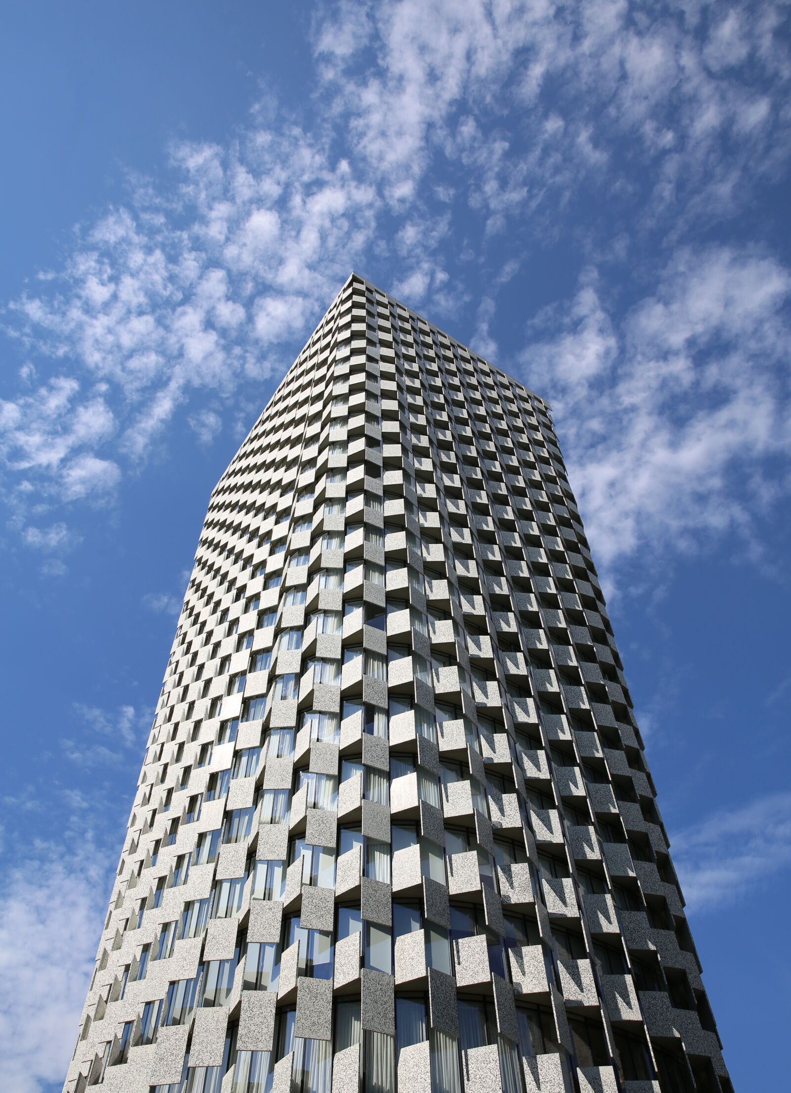 Canon EF 24-70mm F2.8L II USM sample photo. Architecture, building, hotel plaza photography