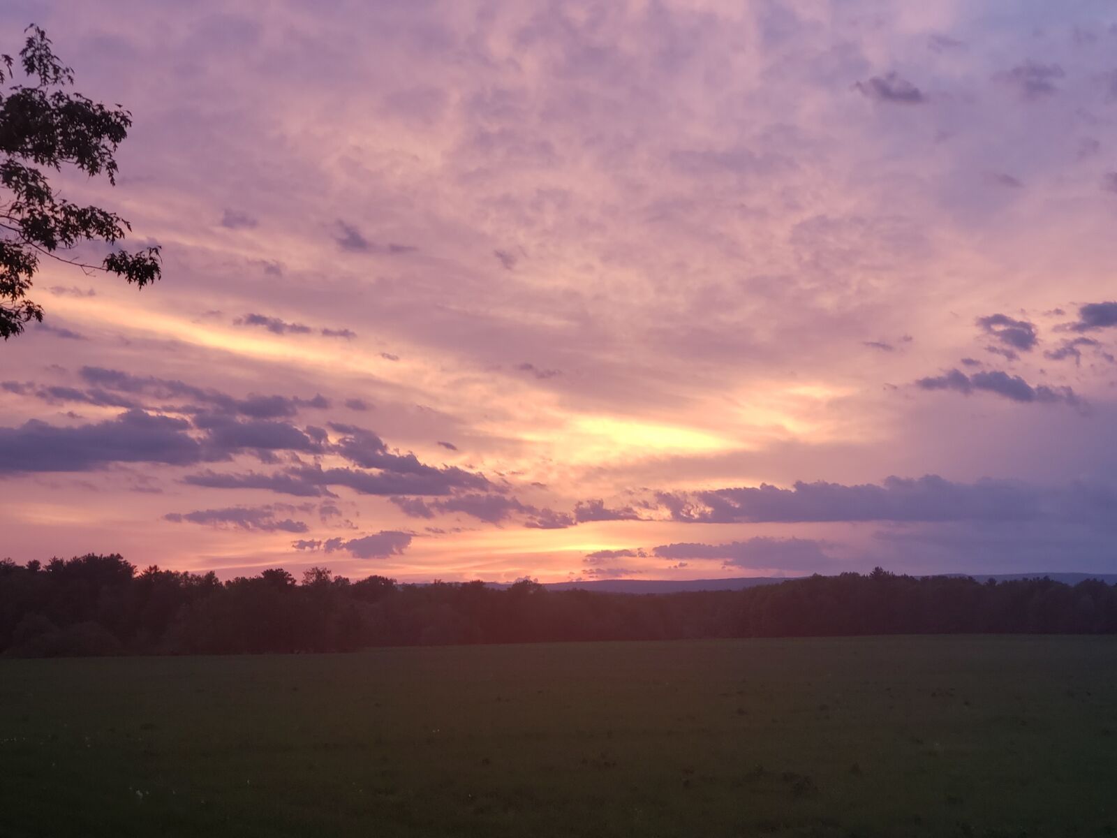 Samsung Galaxy S9+ sample photo. Sunset, clouds, evening photography