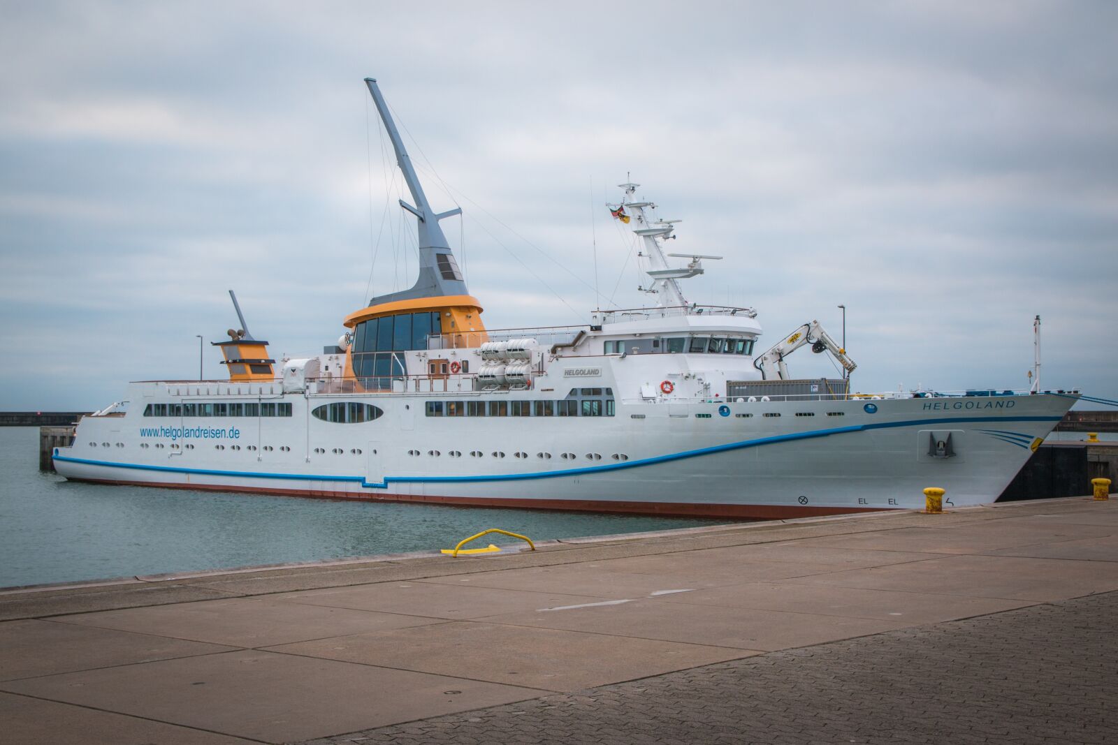Canon EOS 70D sample photo. Ms helgoland, ferry, boat photography