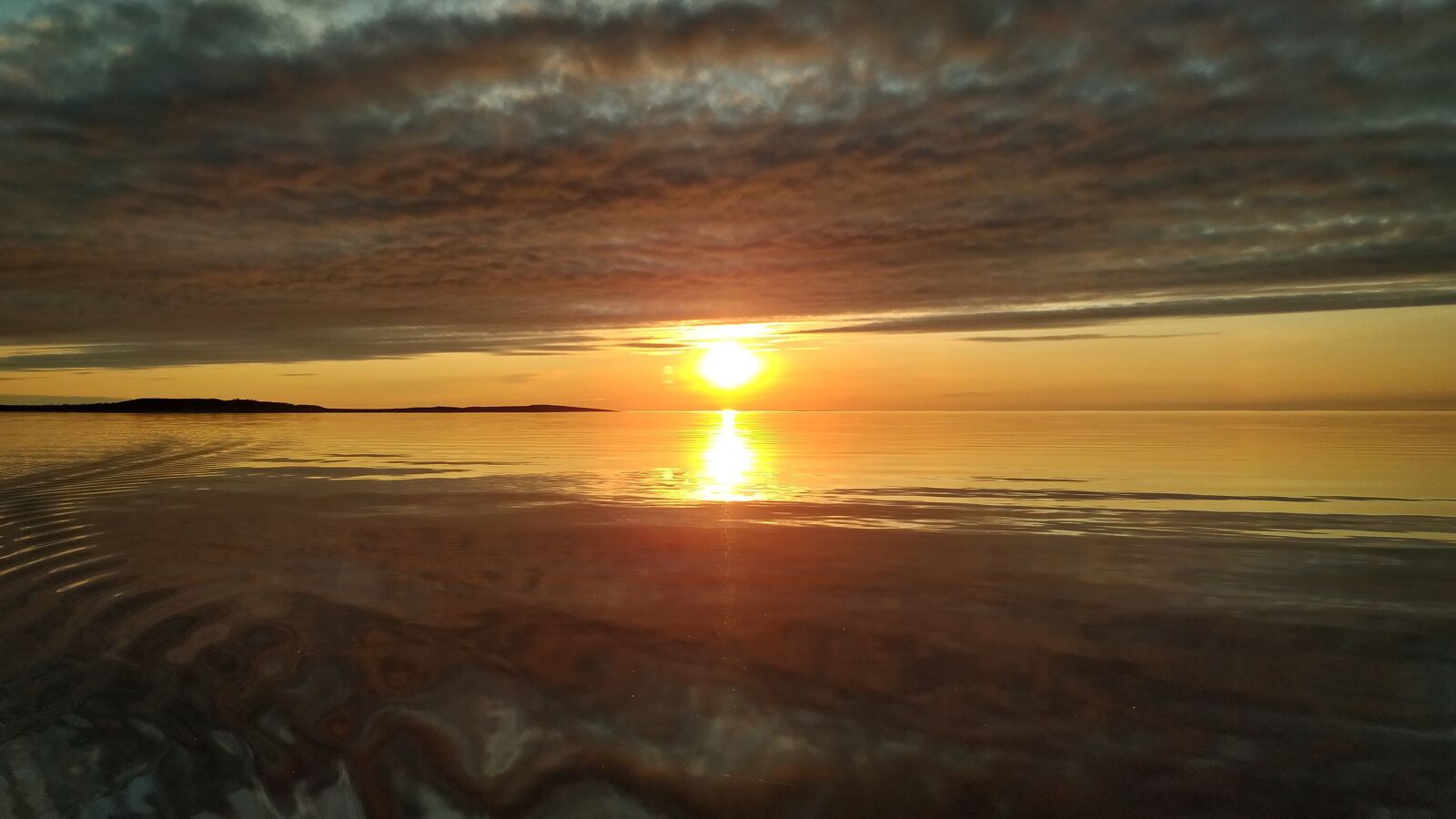 Xiaomi Mi A2 sample photo. Sun, sunset, lake photography
