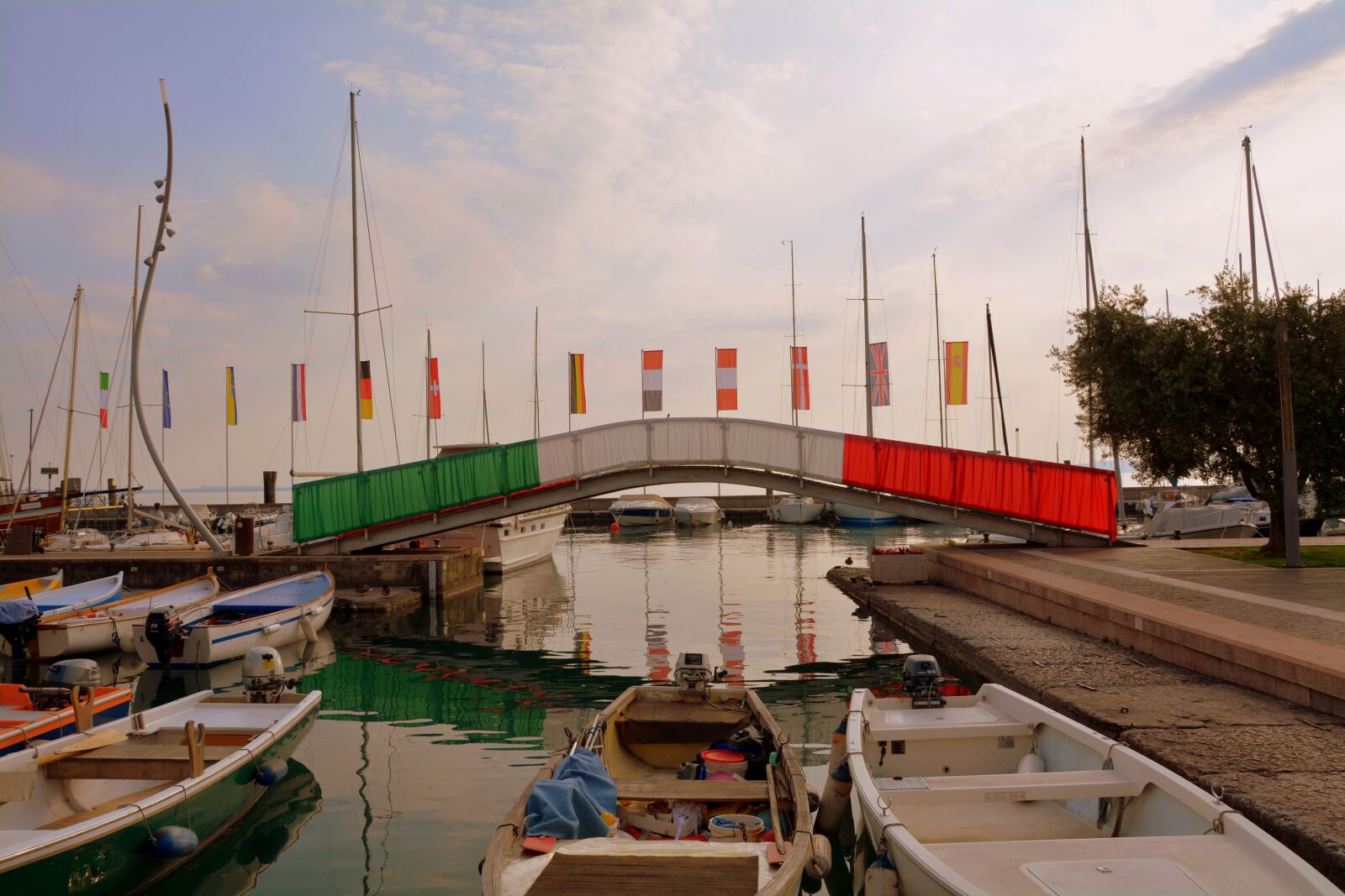 Nikon D7100 sample photo. Italy, bridge, lake photography