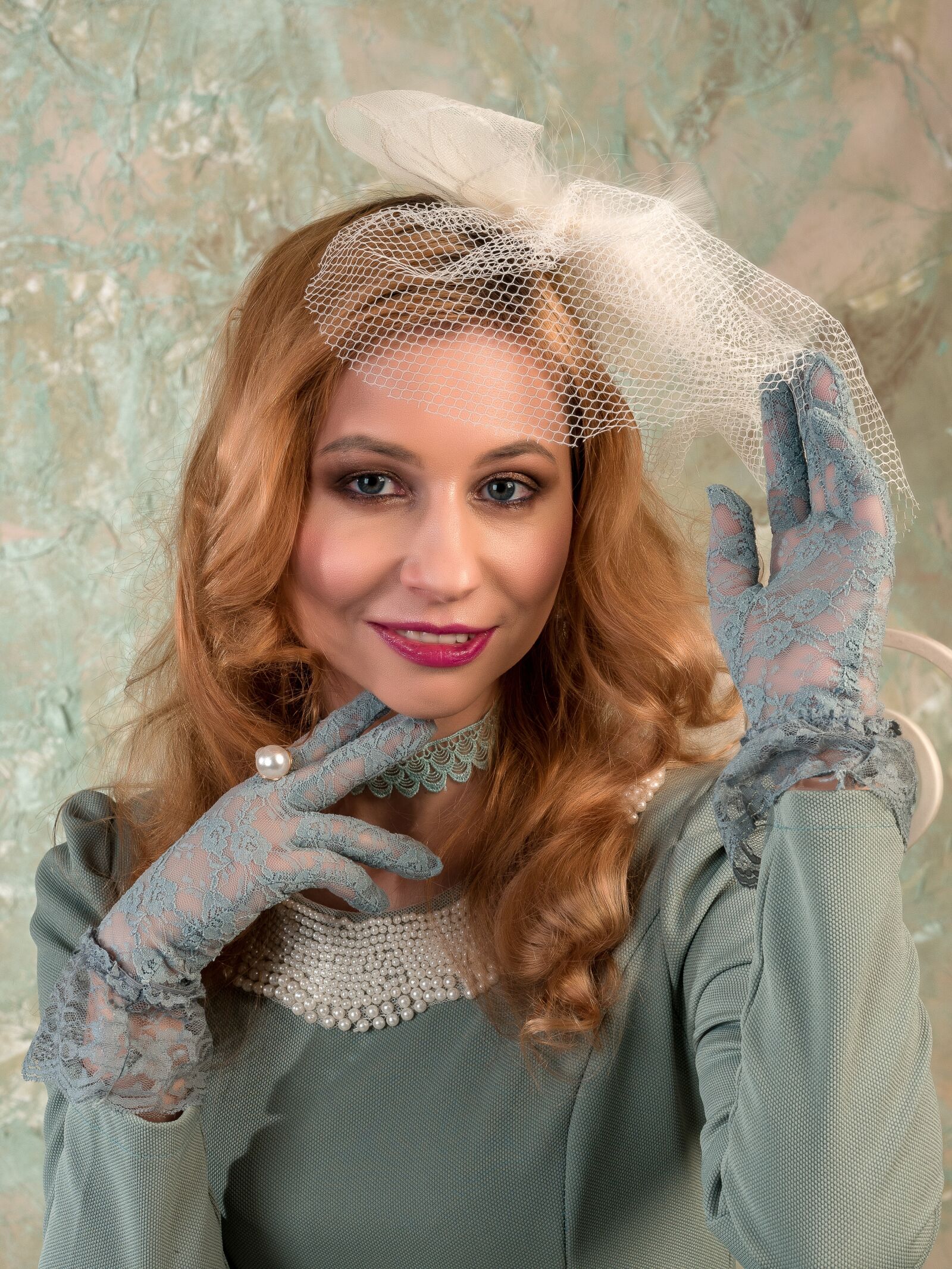 Olympus OM-D E-M5 II sample photo. Cap, veil, spring photography