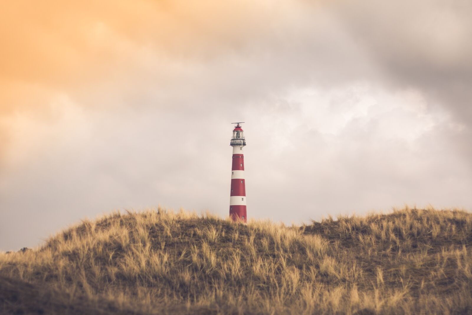 Canon EOS 70D sample photo. Lighthouse, beach, sea photography