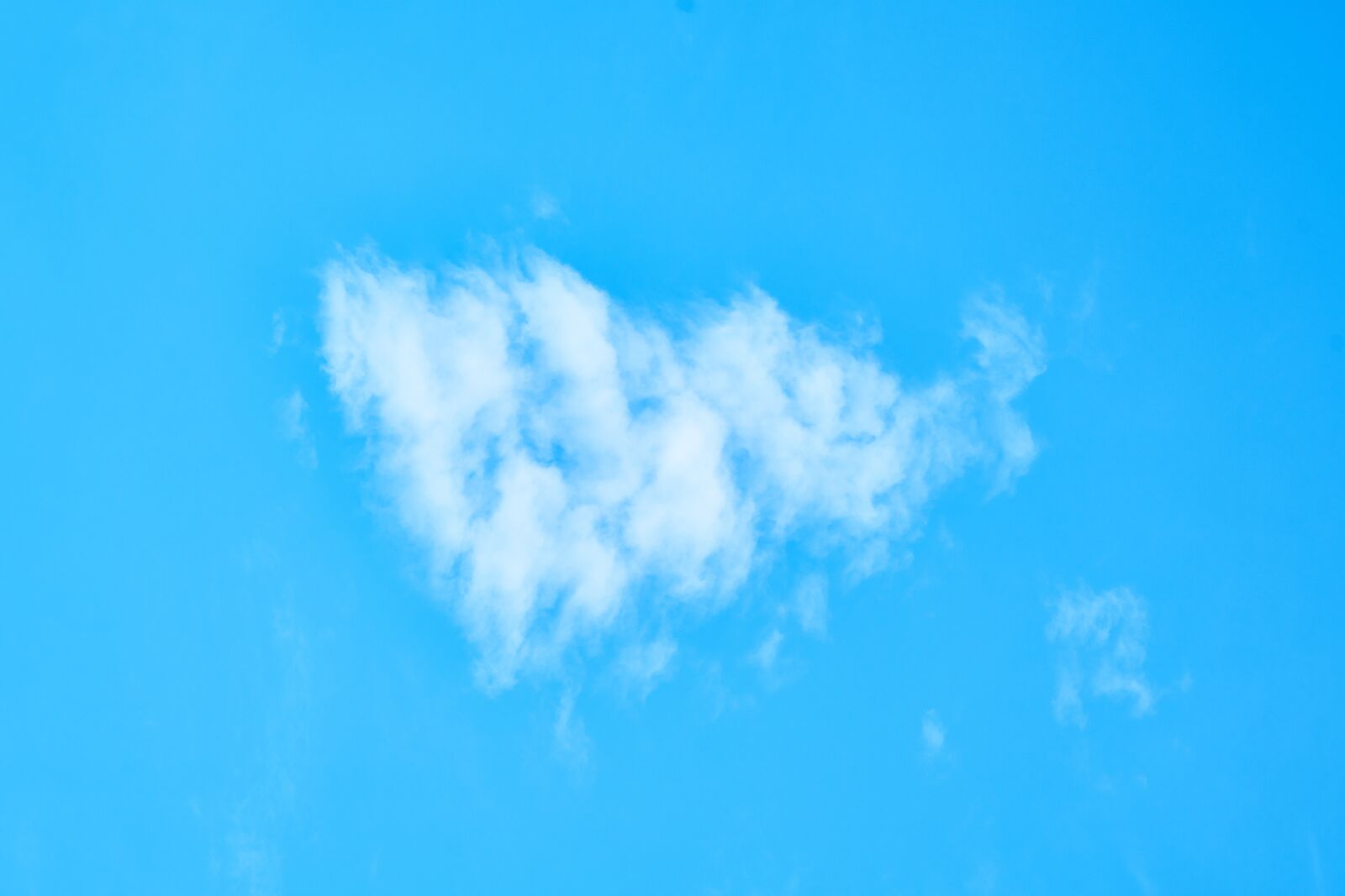 Sony a7R II sample photo. Cloud, blue, background photography