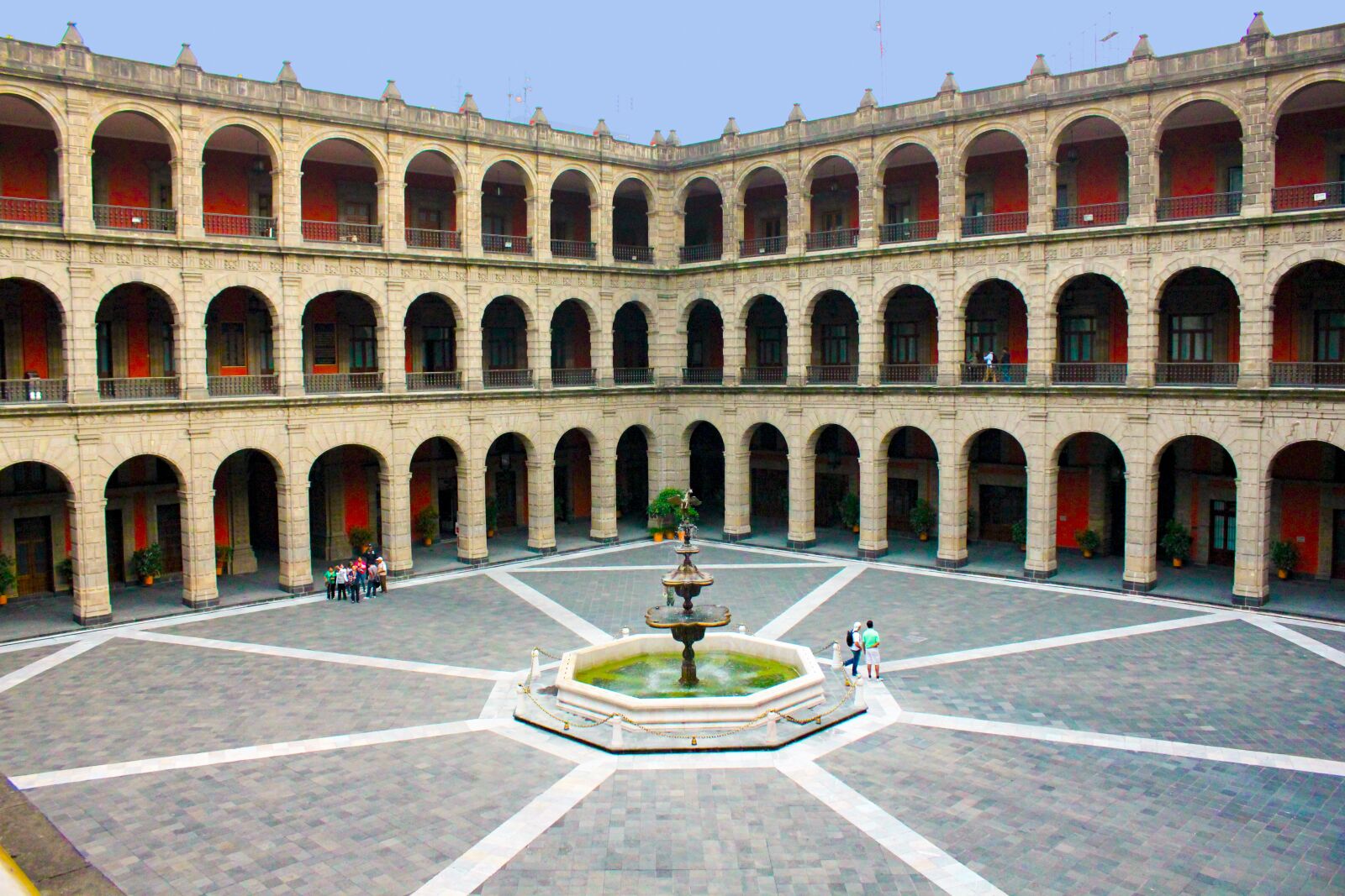 Canon EOS 550D (EOS Rebel T2i / EOS Kiss X4) sample photo. Patio, source, mexico photography