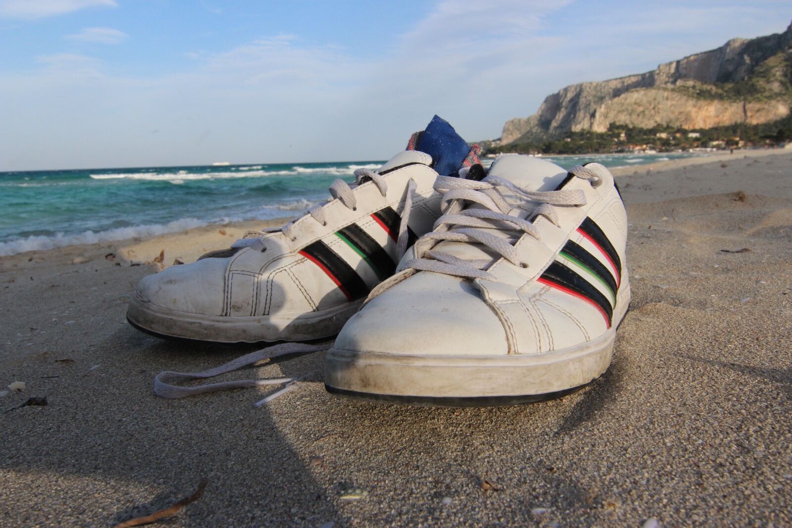 Canon EOS 600D (Rebel EOS T3i / EOS Kiss X5) sample photo. Shoes, sports, tennis photography