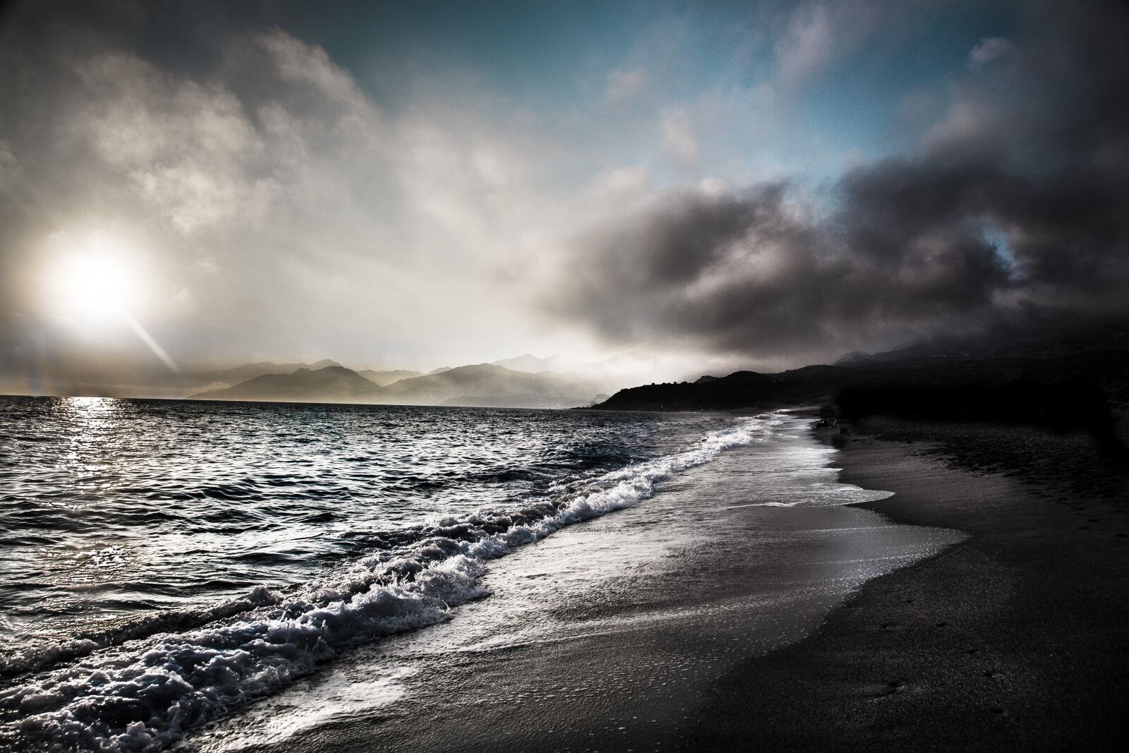 Canon EOS 6D + Canon EF 24-105mm F4L IS USM sample photo. Body of water, storm photography