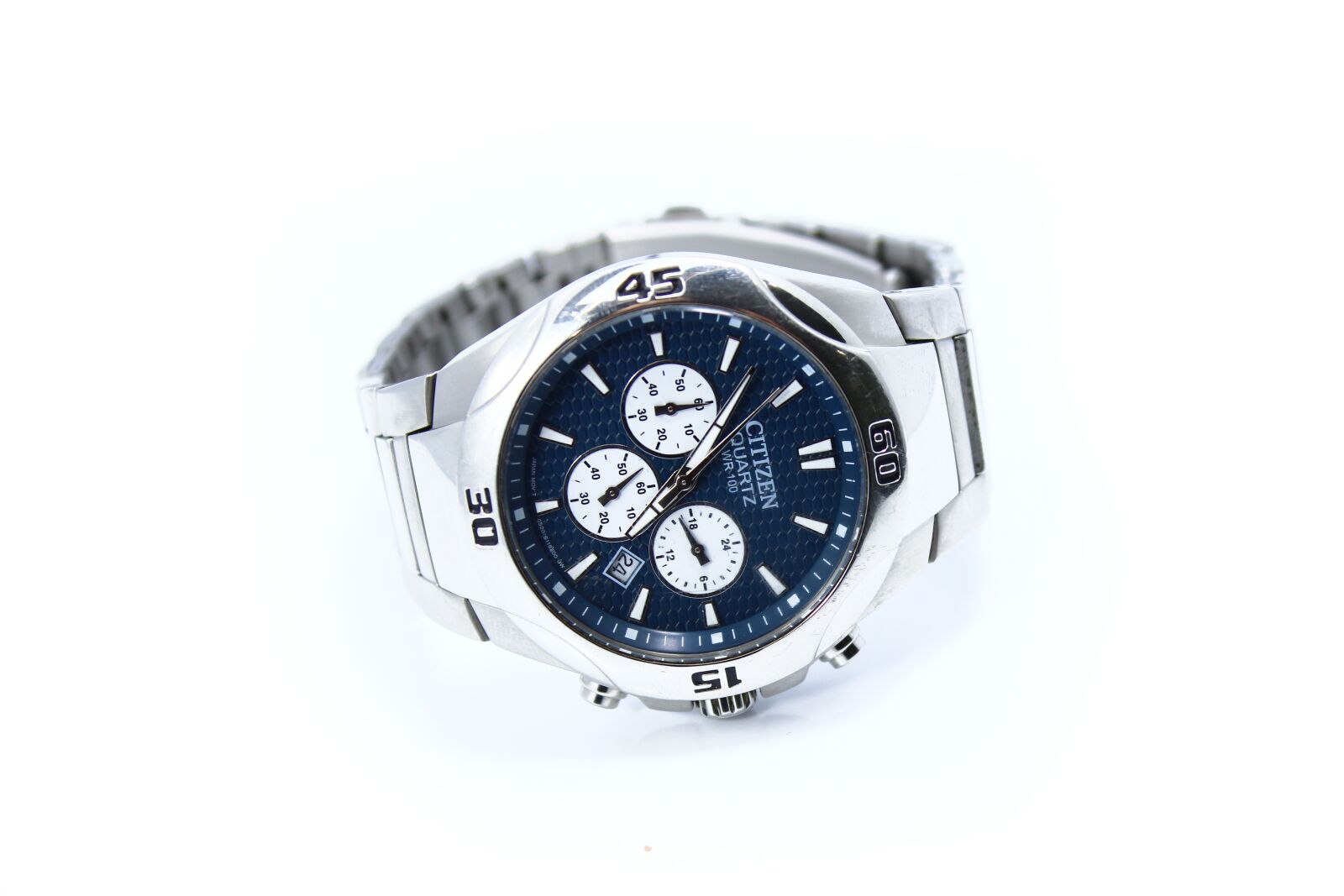Canon EOS 600D (Rebel EOS T3i / EOS Kiss X5) sample photo. Clock, watch, time photography