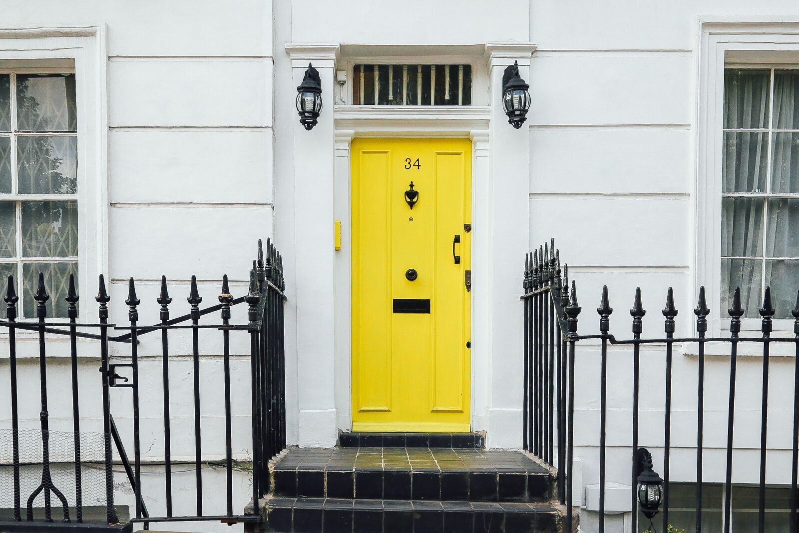 Canon EF 24-105mm F4L IS USM sample photo. Door, entrance, facade photography