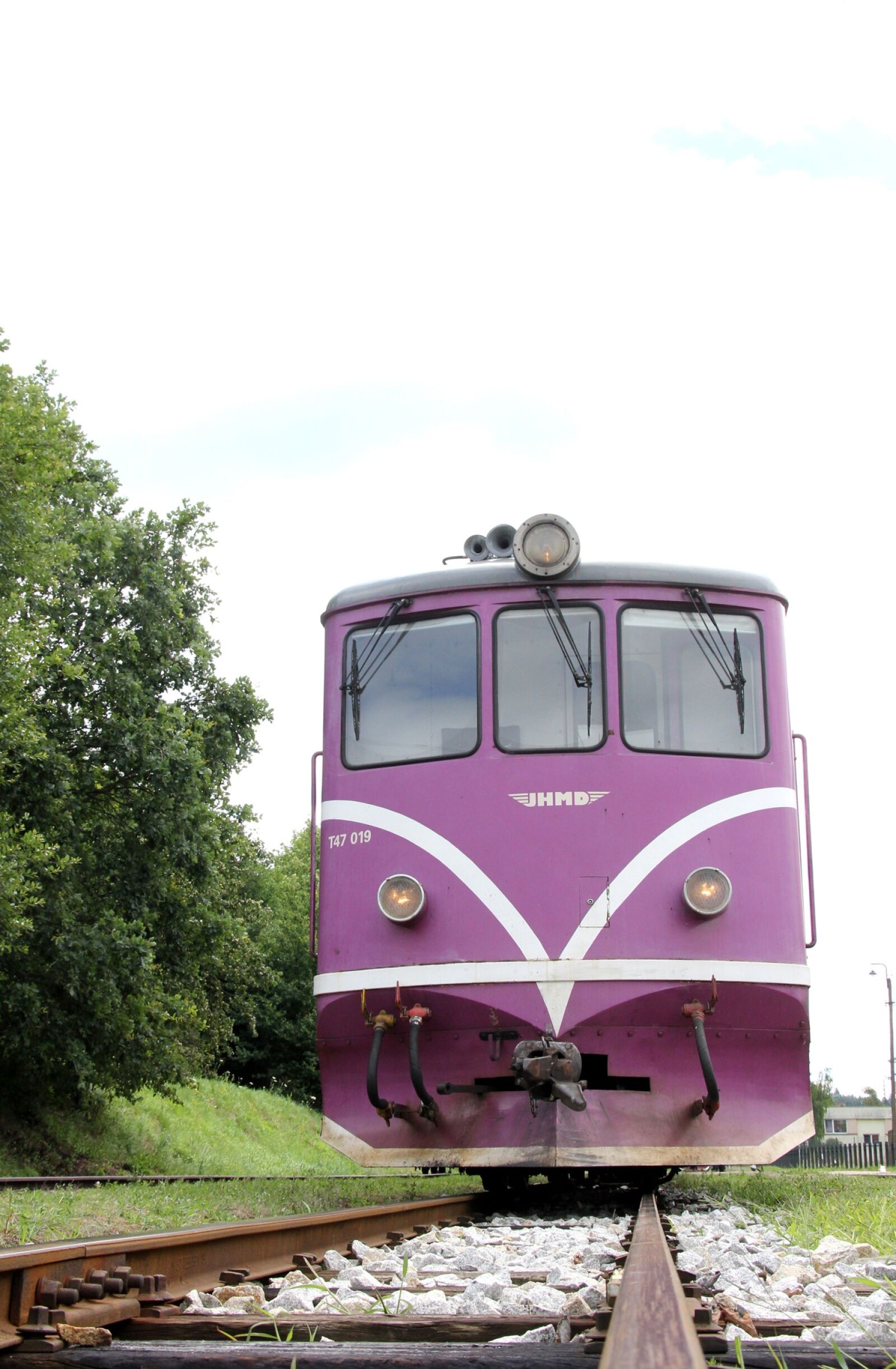 Canon TS-E 90mm F2.8 Tilt-Shift sample photo. Diesel locomotive, t47 series photography